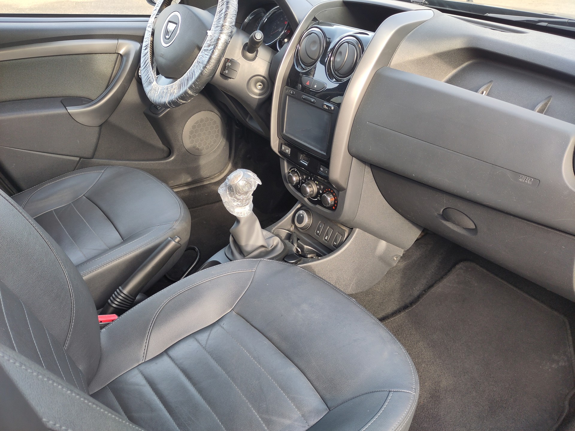 DACIA Duster 1.2 T Fischer man's Friend 4x4-image-7