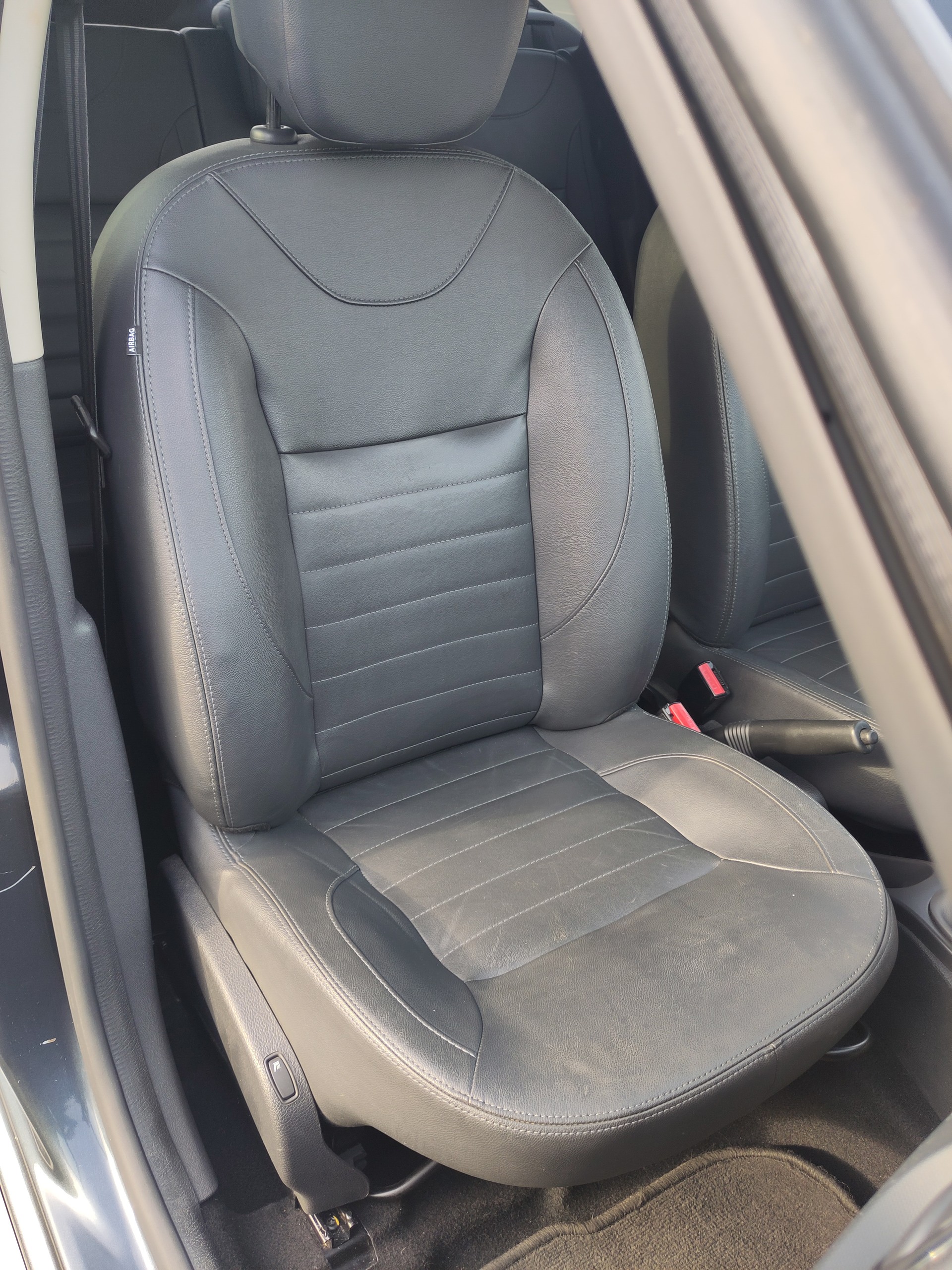 DACIA Duster 1.2 T Fischer man's Friend 4x4-image-6