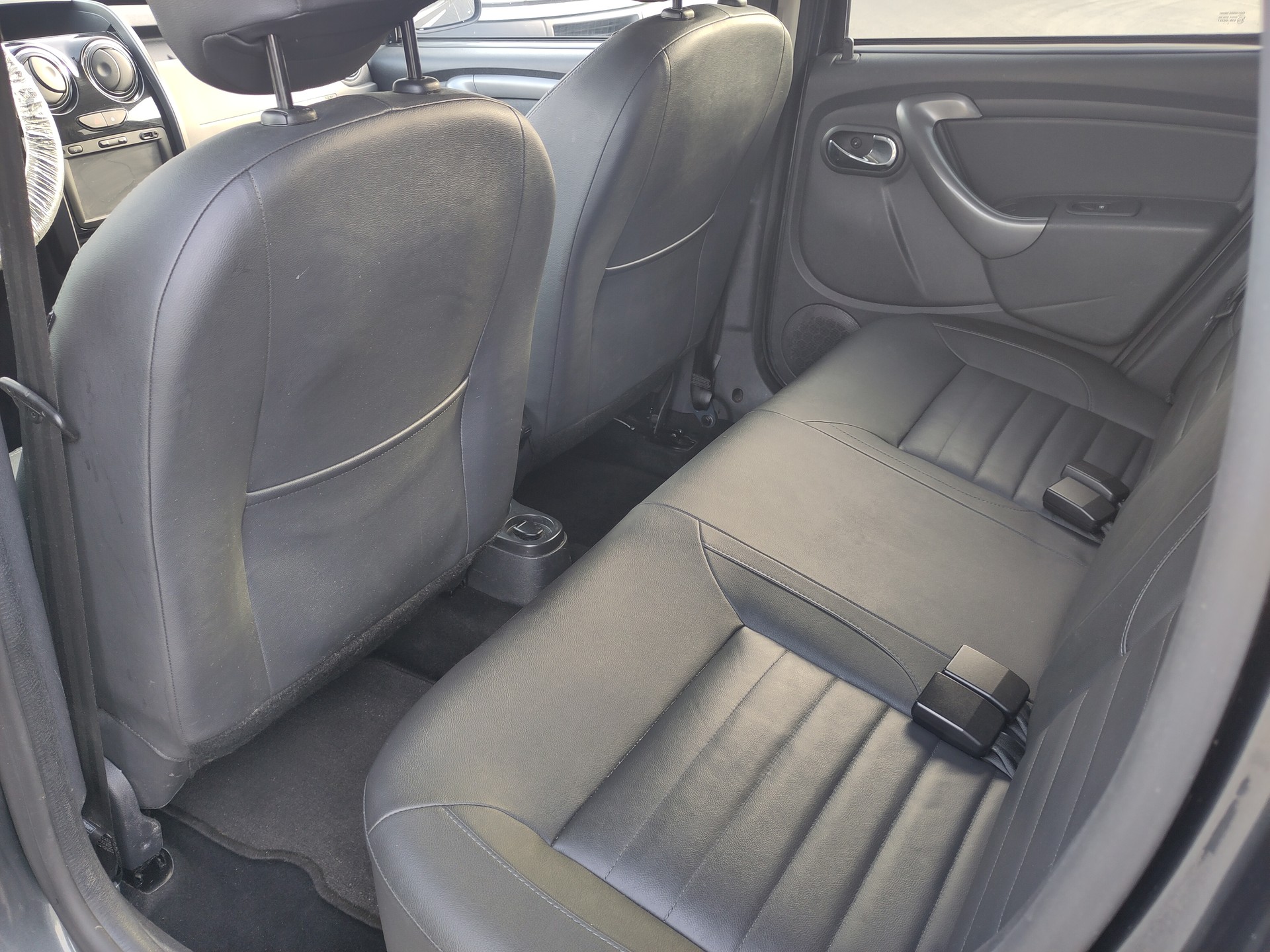 DACIA Duster 1.2 T Fischer man's Friend 4x4-image-8