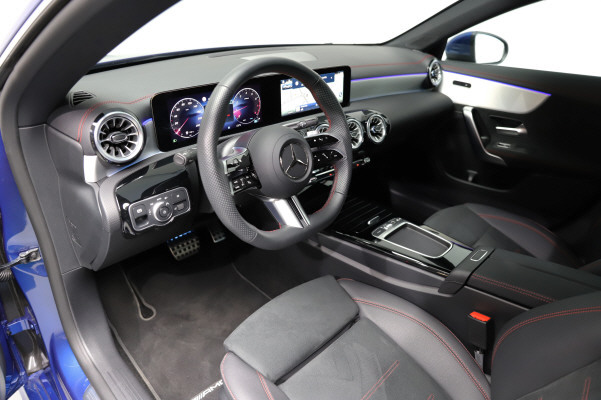 Image MERCEDES-BENZ CLA-200 CLA 200 7G-DCT