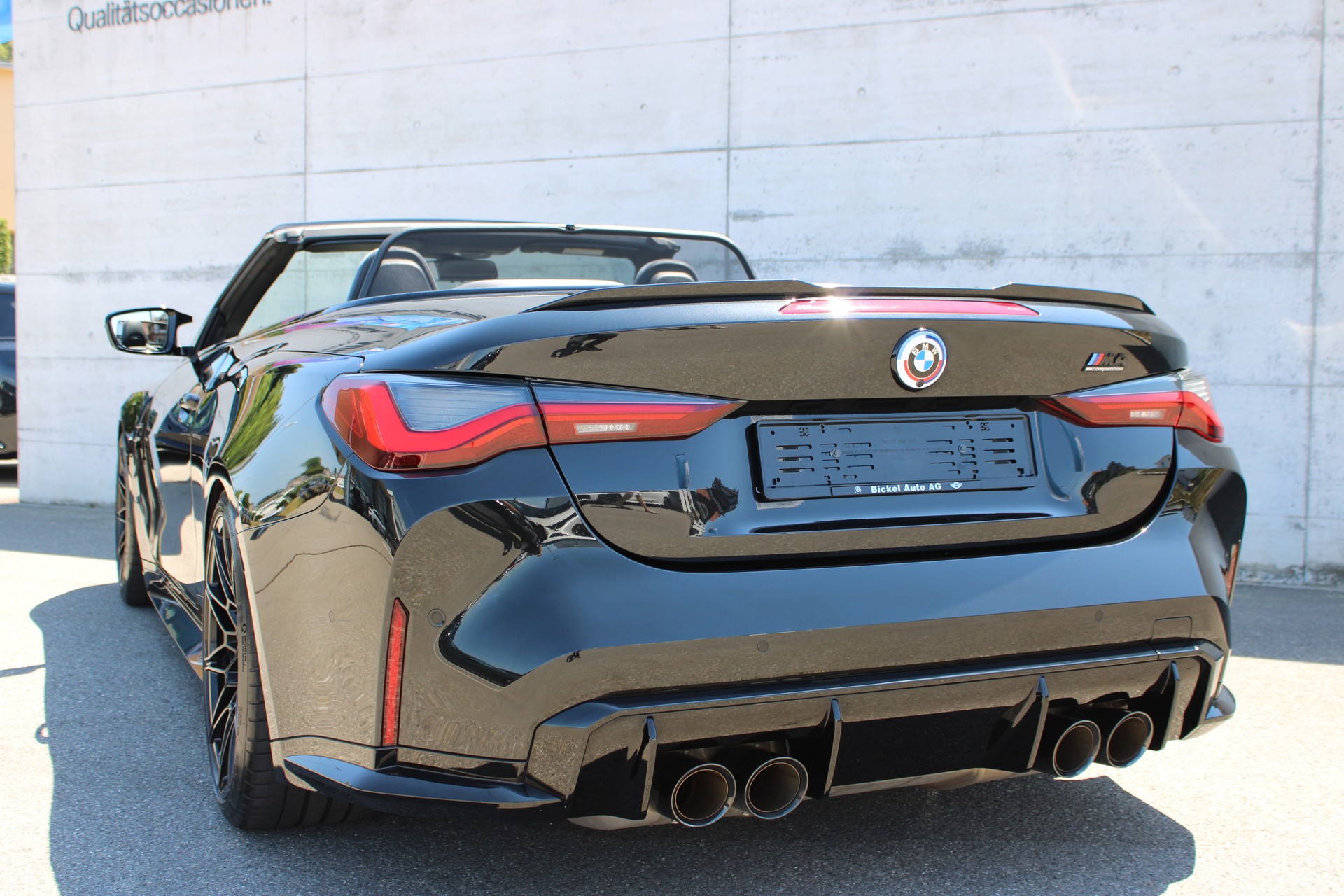 BMW BMW M4 Cabrio All Black *CH Fahrzeug*Gratis -Service* 15‘000 CHF Umbauten* Ein echter Hingucker *BMW Garantie bis Januar 2028-image-6