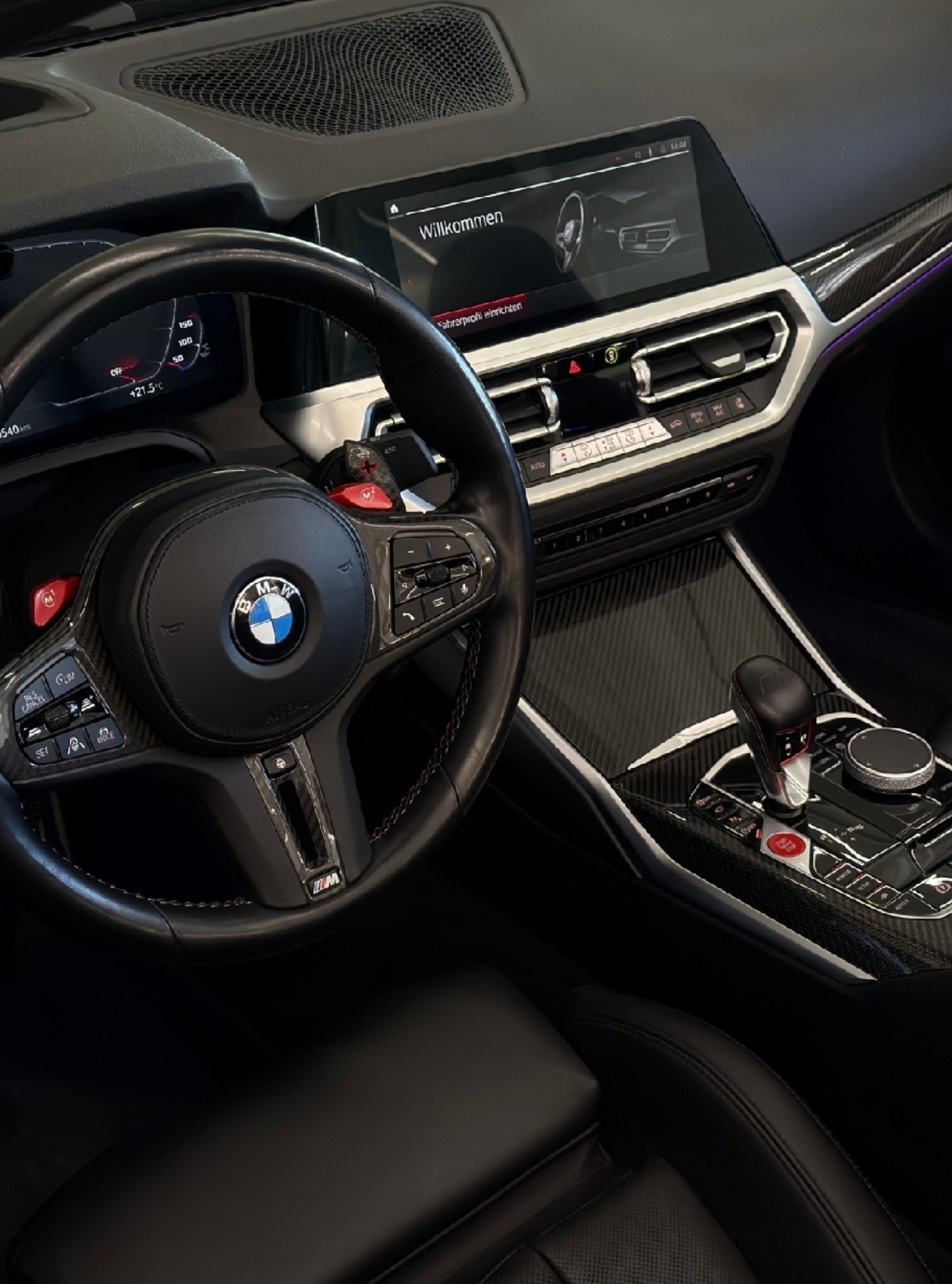 BMW M4 Cabrio Competition M xDrive-image-9