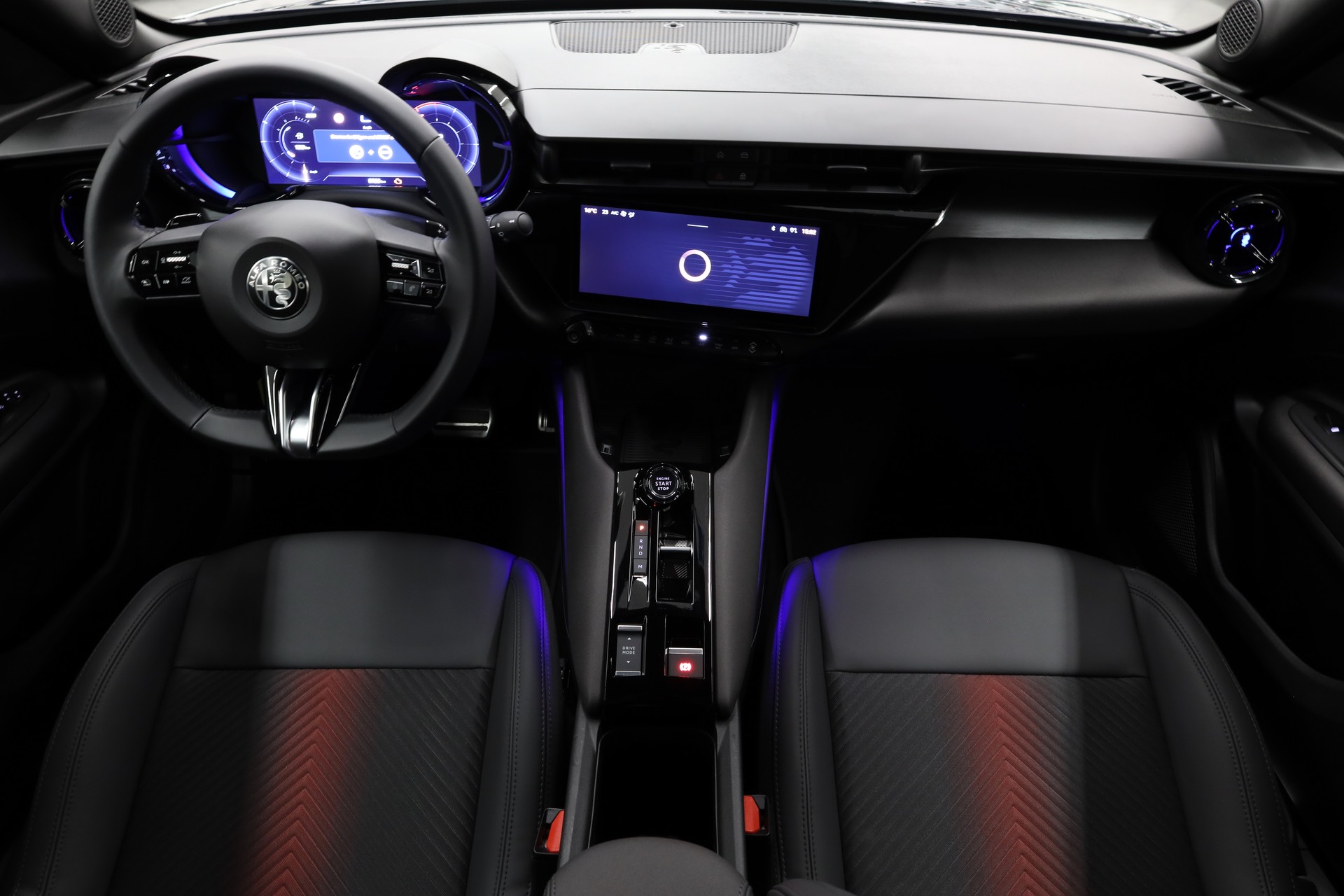 ALFA ROMEO Junior 1.2 Ibrida Q4-image-14