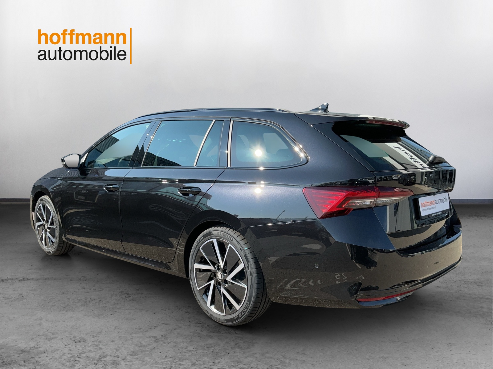 SKODA Octavia Combi 2.0 TSI DSG Dynamic 4x4-image-5