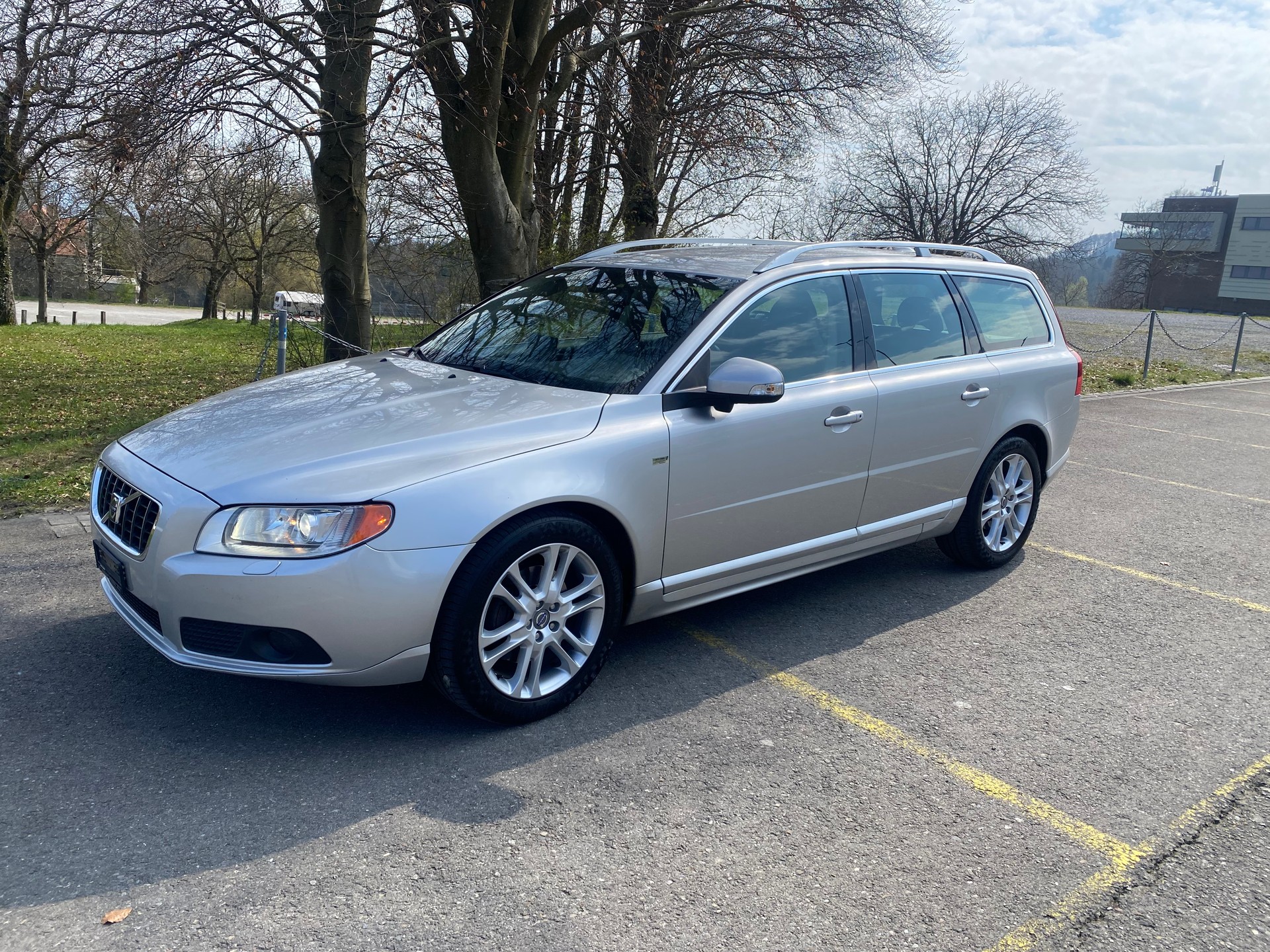 VOLVO V70 2.5T Summum Geartronic