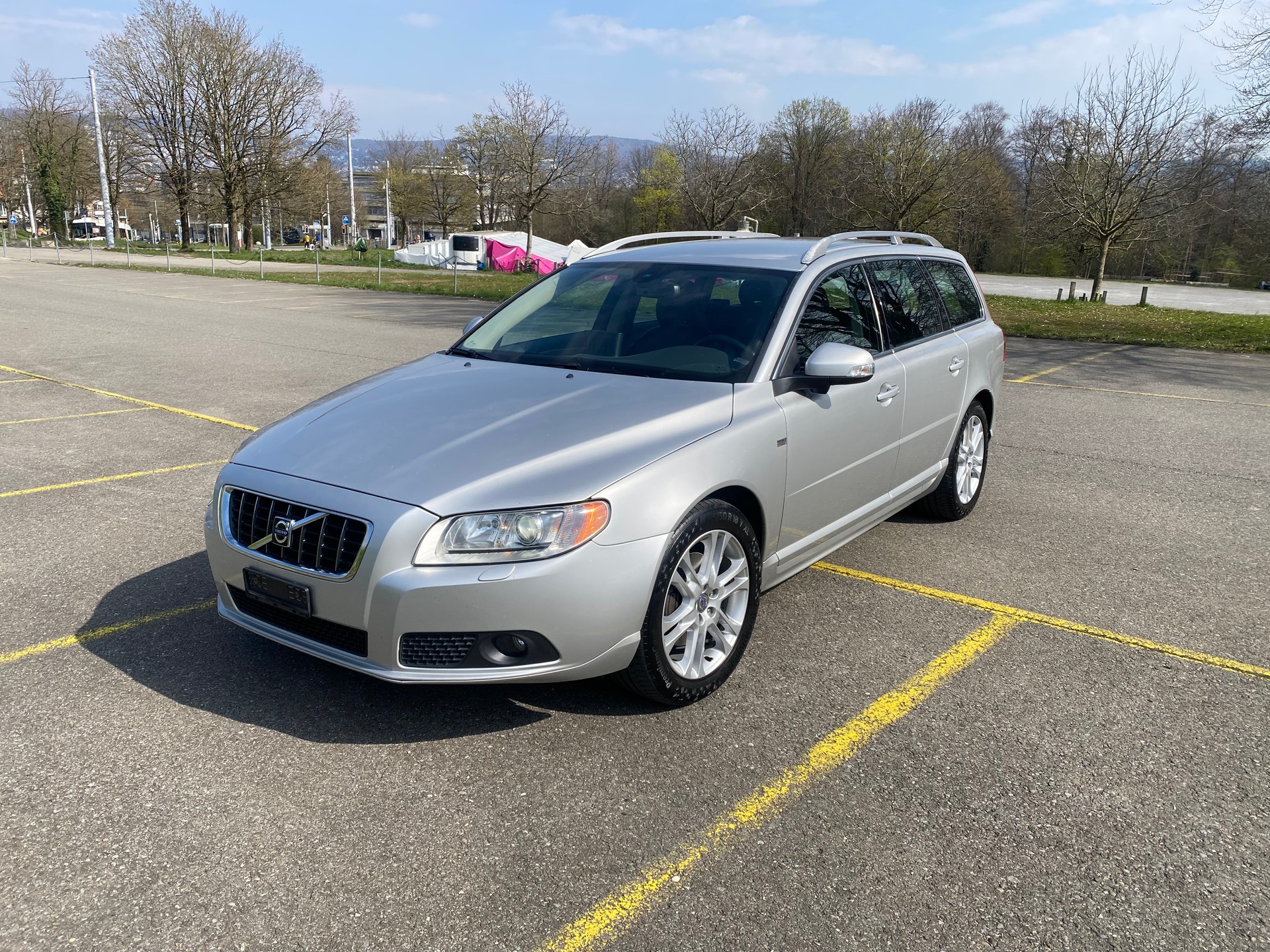 VOLVO V70 2.5T Summum Geartronic-image-13
