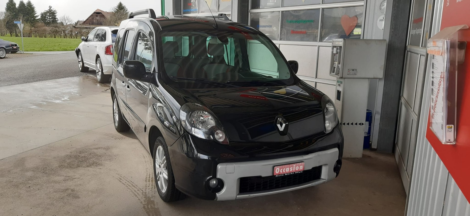 RENAULT Kangoo 1.6 16V Dynamique-image-9