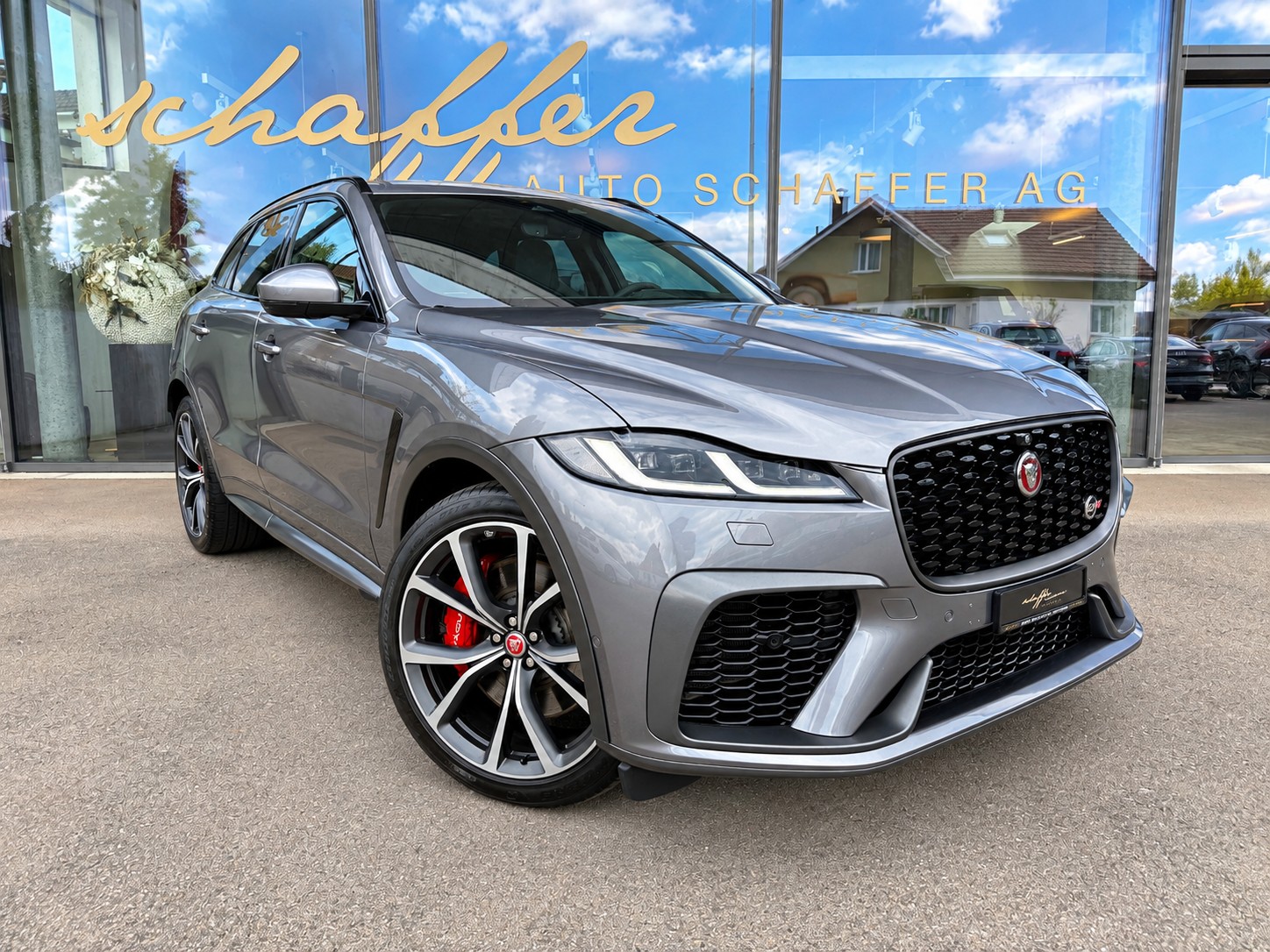 JAGUAR F-Pace 5.0 V8 SVR P550 AWD-showroom-element-2