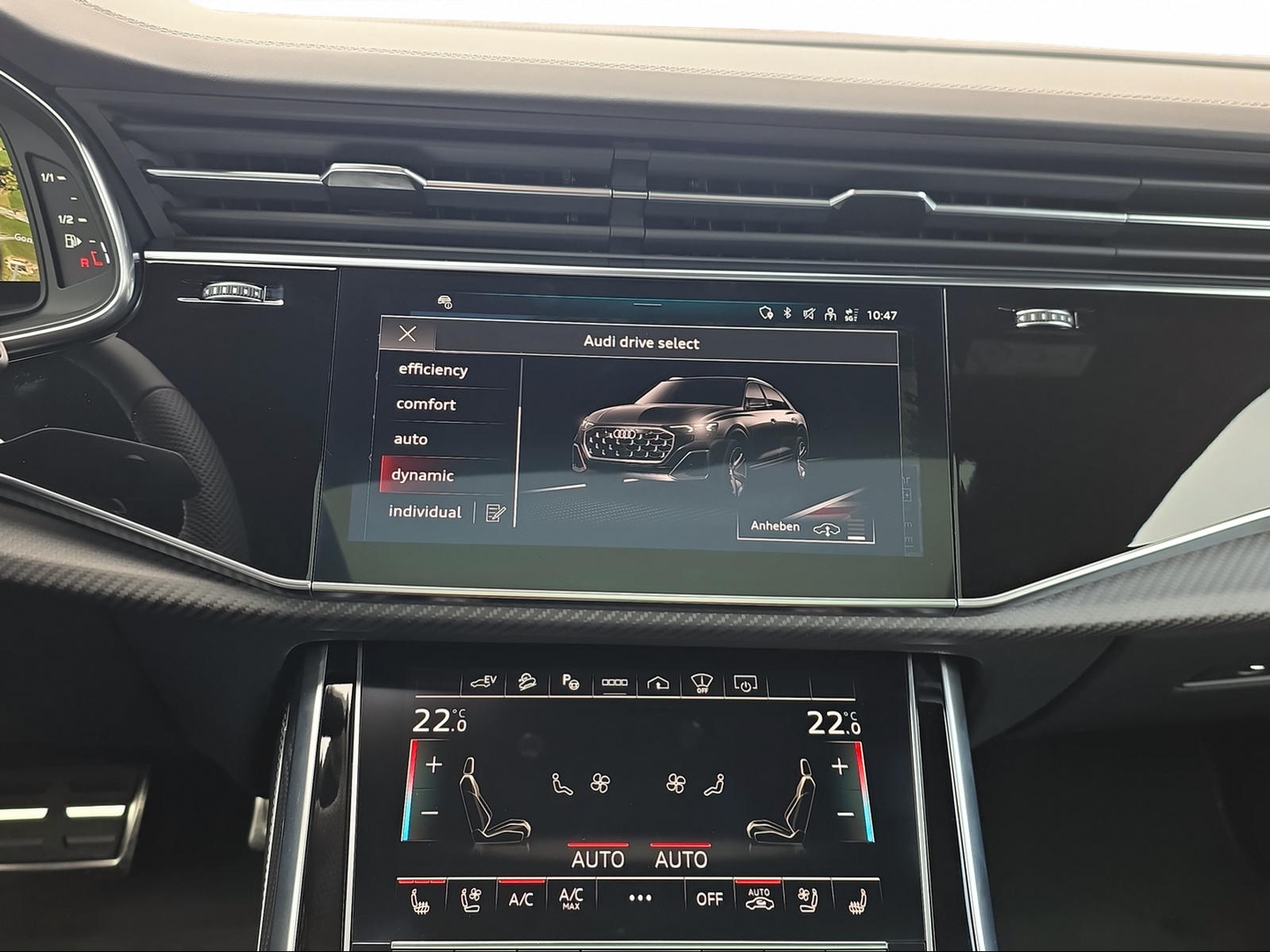 AUDI Q8 SUV TFSI e quattro 290 kW Attraction tiptronic-image-8