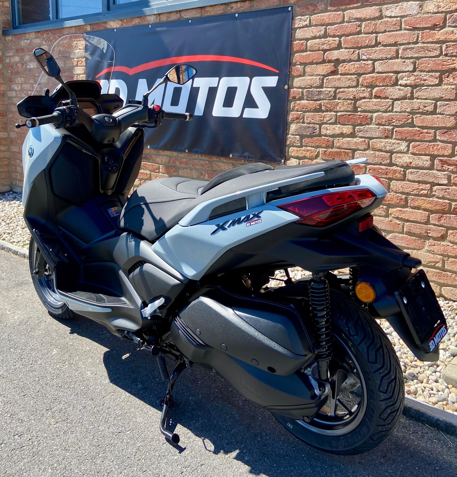 YAMAHA X-Max 300 TechMax+-image-4
