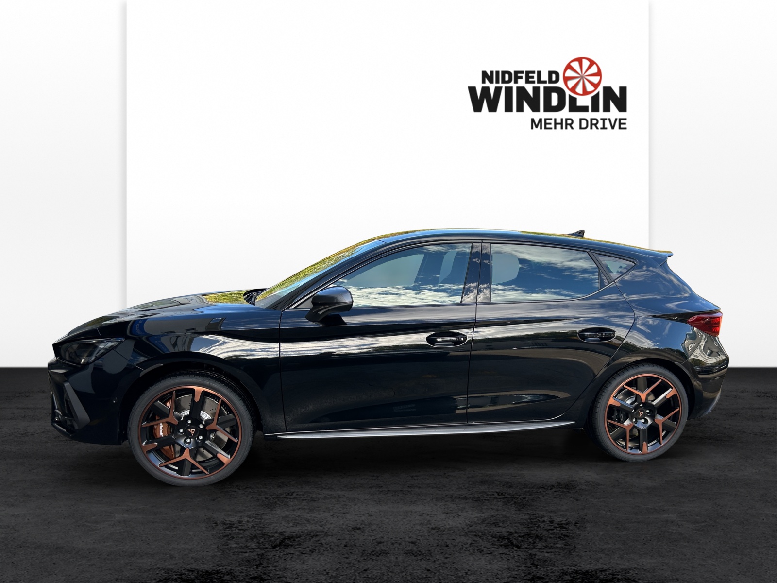 CUPRA LEON 2.0 TSI VZ DSG-image-2