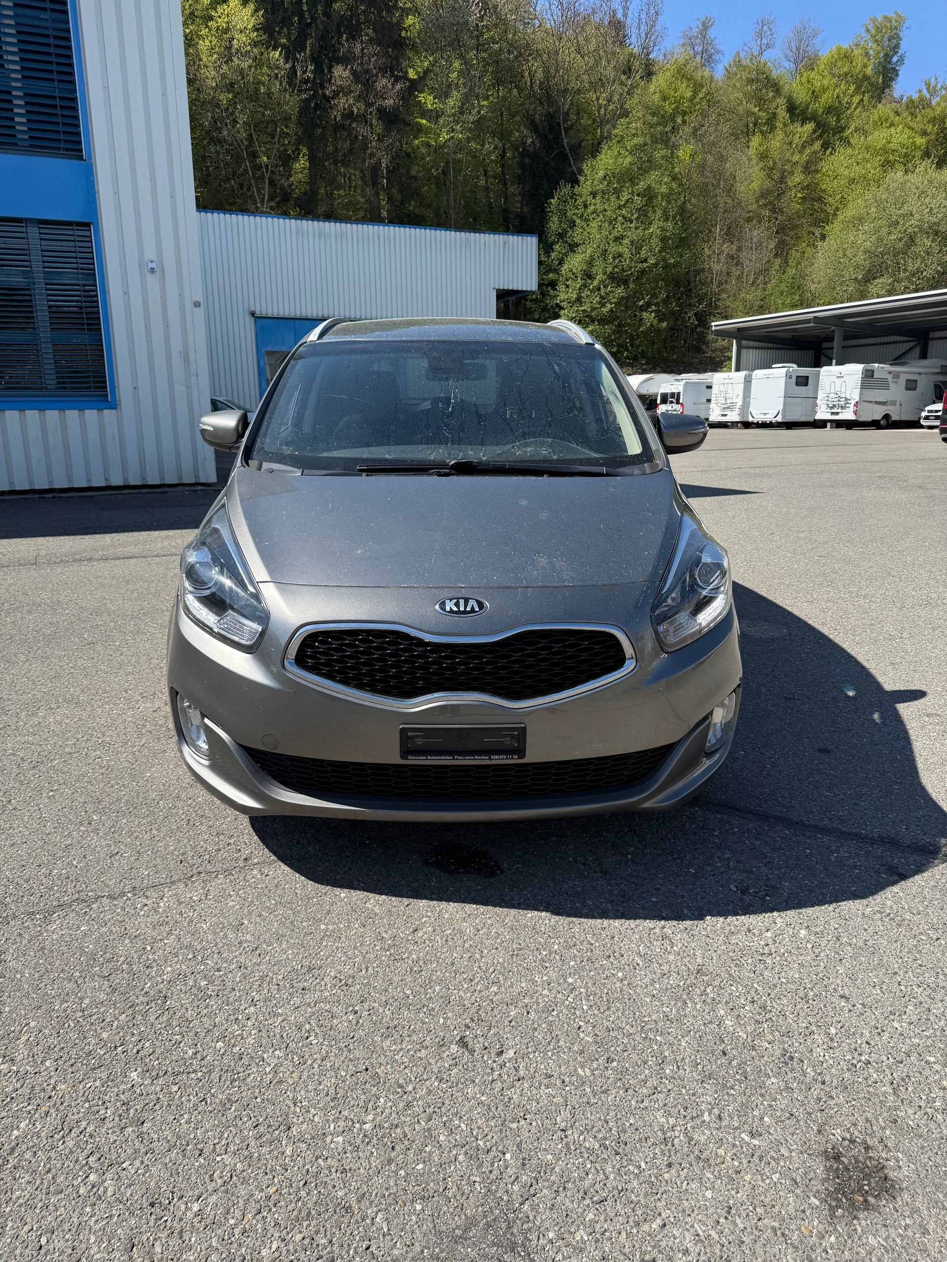 KIA Carens 1.7 CRDi Swiss Eco Edition-image-1