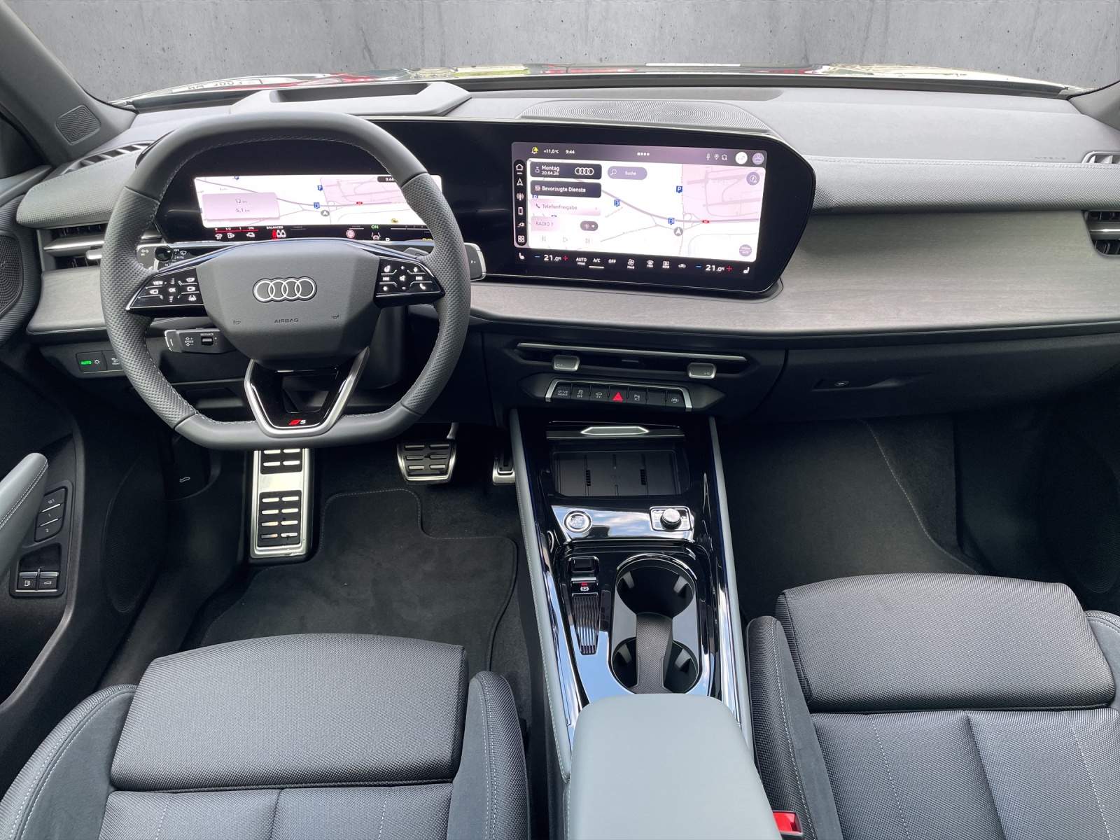 AUDI Q3 SUV e-hybrid 200 kW S tronig-image-9