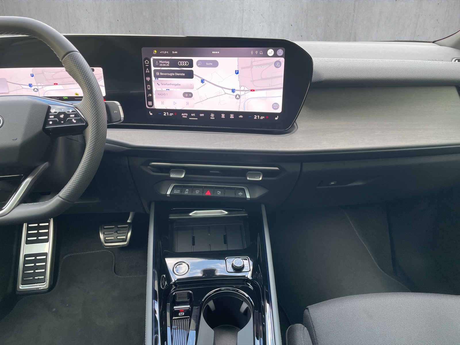 AUDI Q3 SUV e-hybrid 200 kW S tronig-image-11