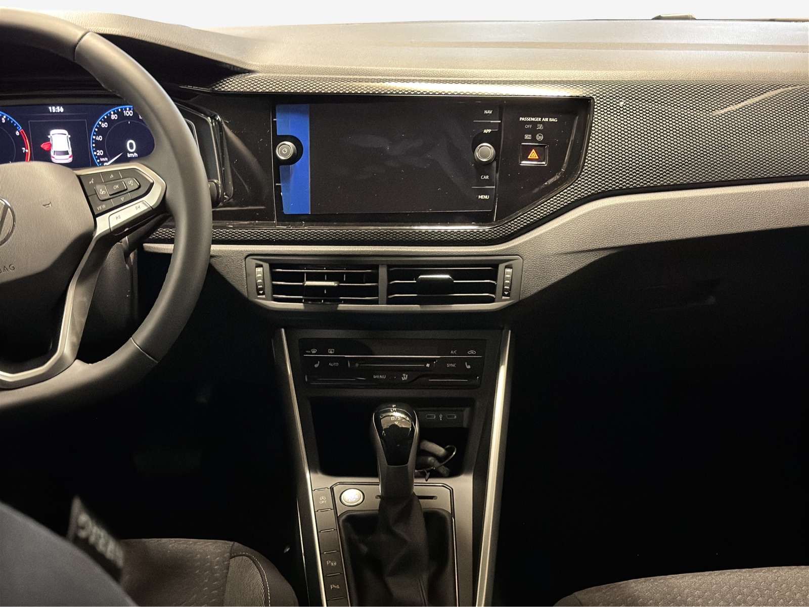 VW Polo Life incluso servizi per 4 anni-image-10