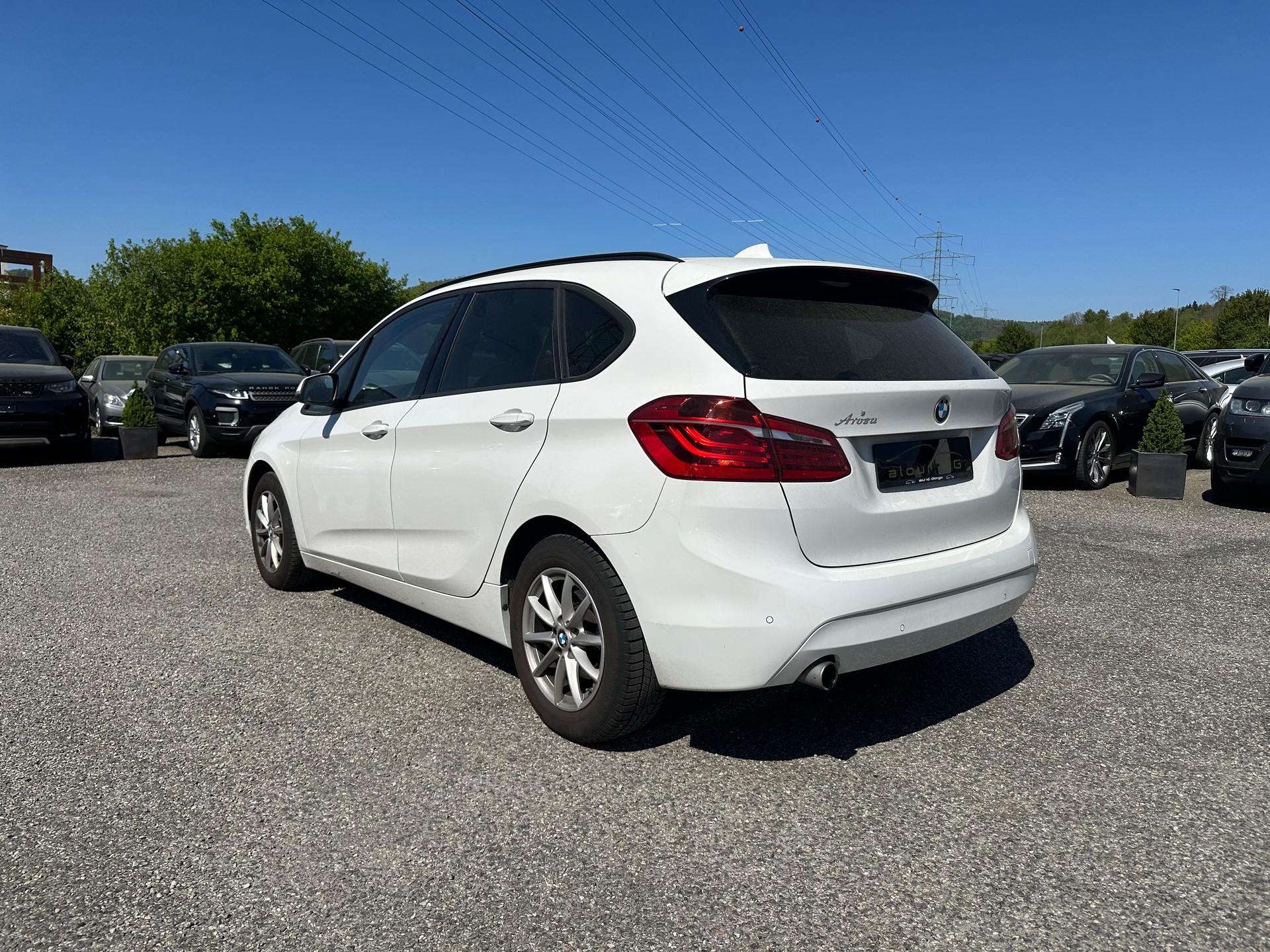 BMW 218d Active Tourer Sport Line Steptronic-image-2