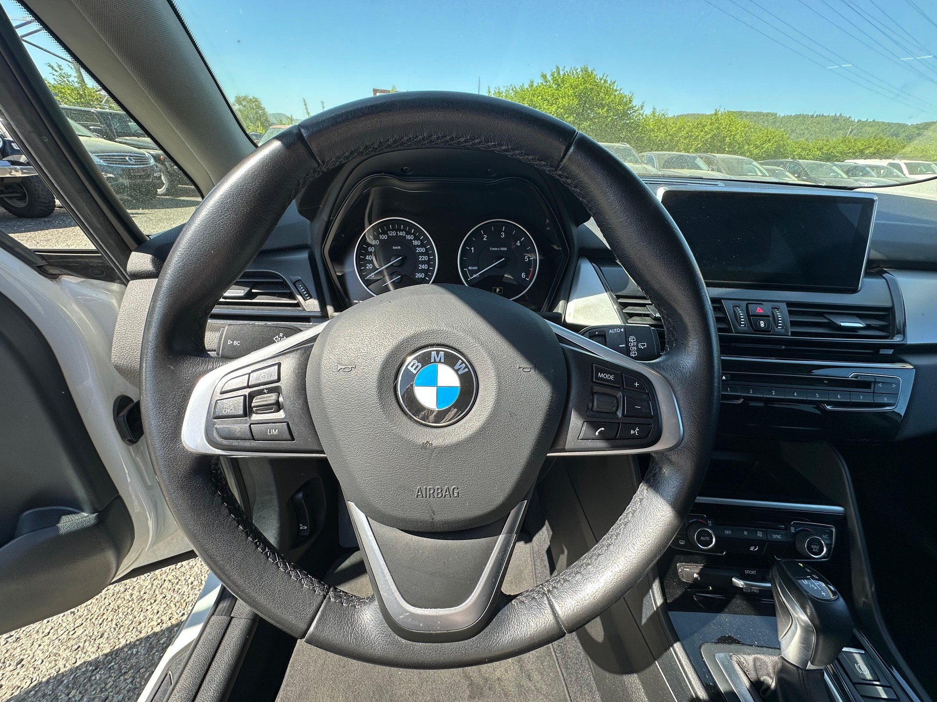 BMW 218d Active Tourer Sport Line Steptronic-image-6