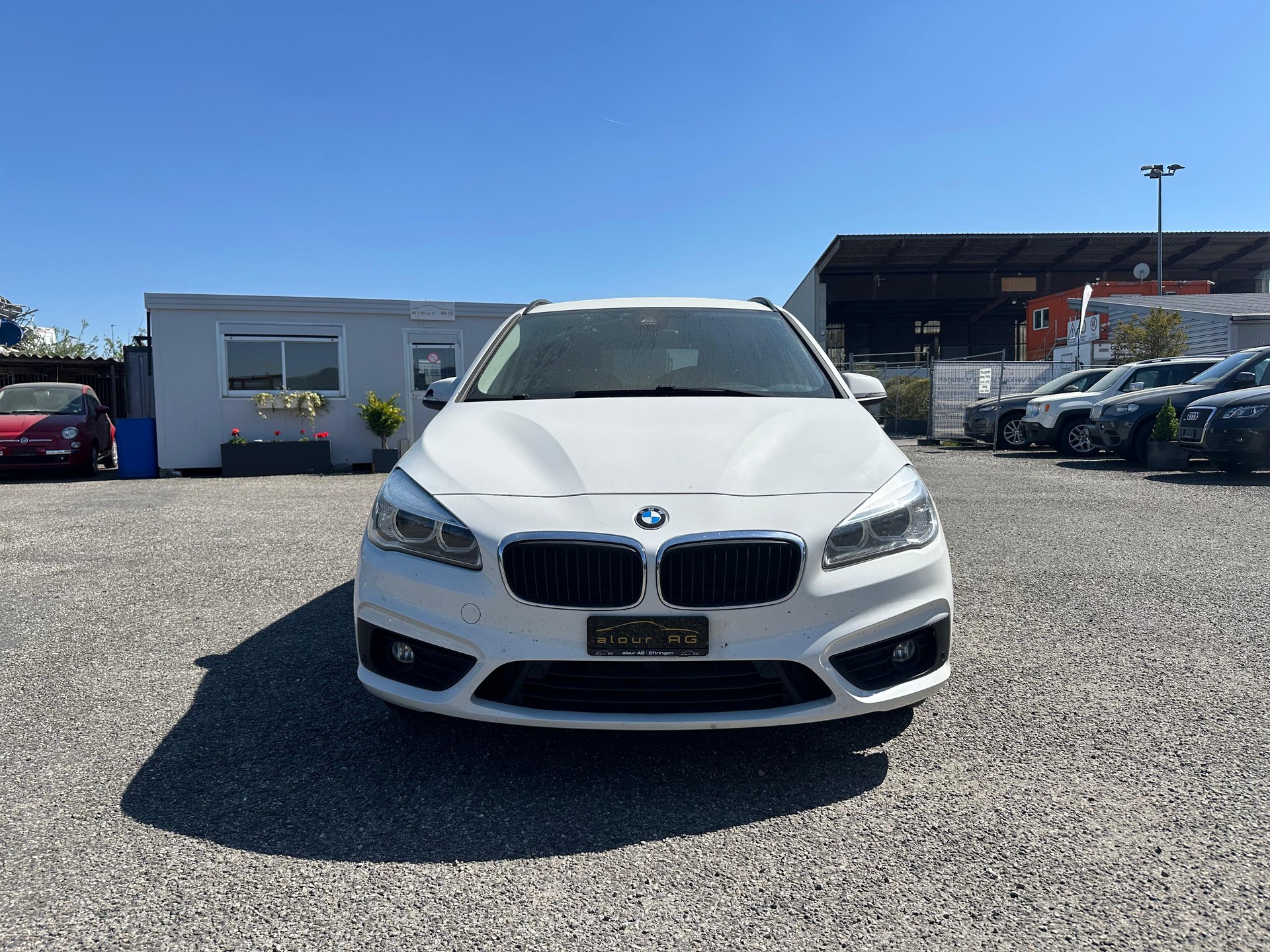 BMW 218d Active Tourer Sport Line Steptronic-image-0