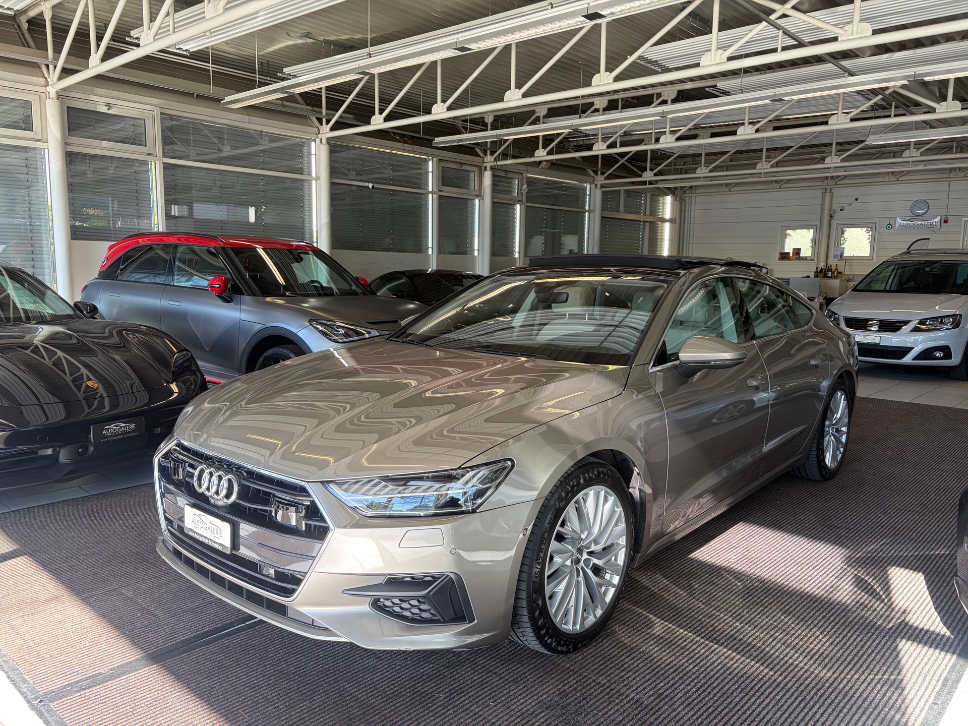 AUDI A7 Sportback 55 TFSI quattro | CH | ERSTBESITZ | Leder Valcona Beige | Nachtsicht | AHK | HeadUp | Luftfederung |-image-8