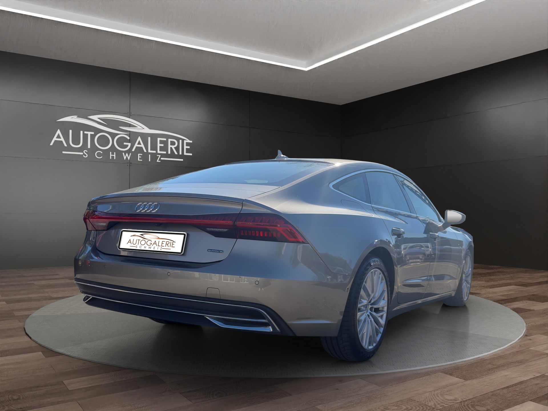 AUDI A7 Sportback 55 TFSI quattro | CH | ERSTBESITZ | Leder Valcona Beige | Nachtsicht | AHK | HeadUp | Luftfederung |-image-4