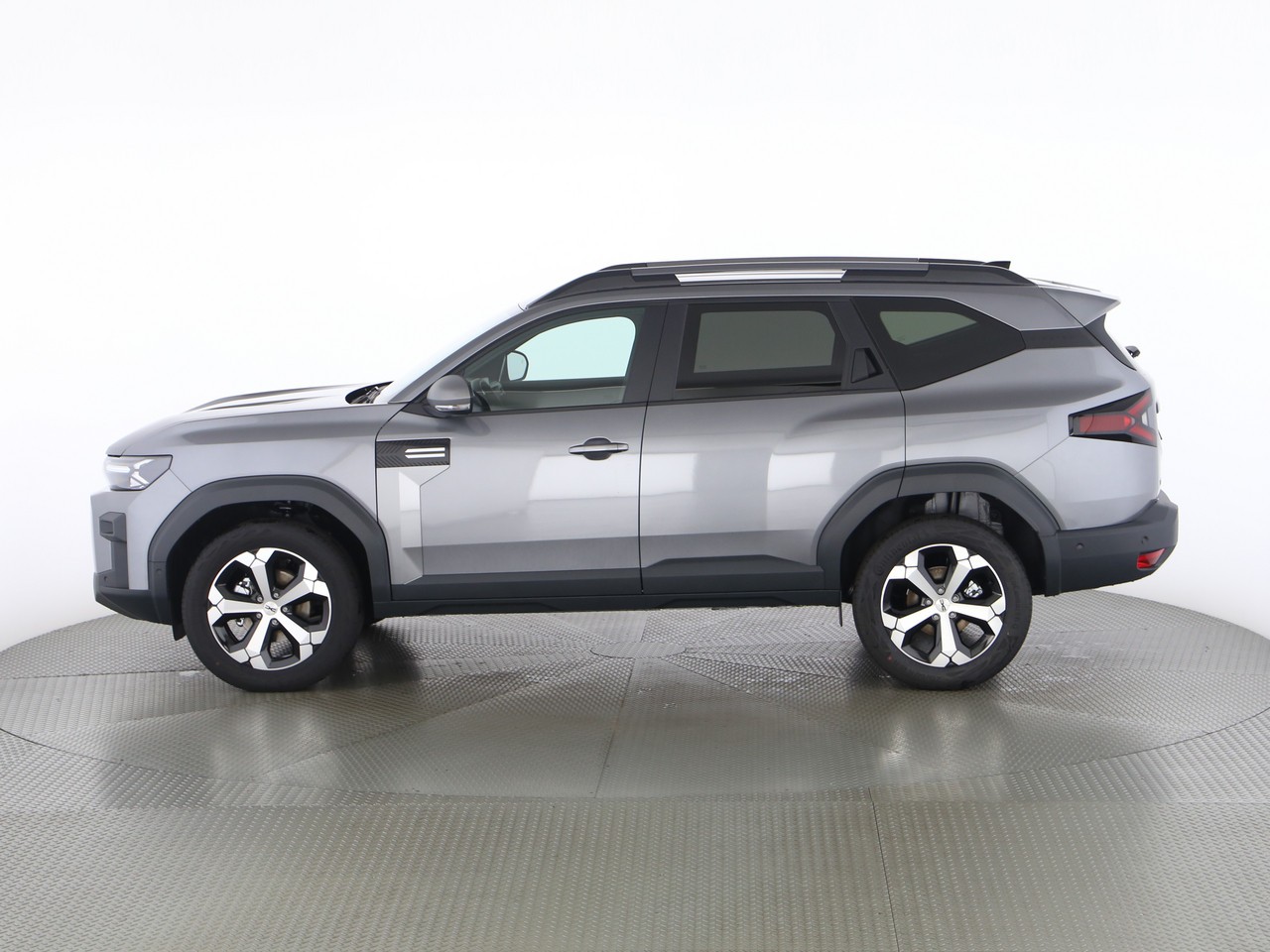 DACIA Bigster 1.8 Hybrid Journey-image-2