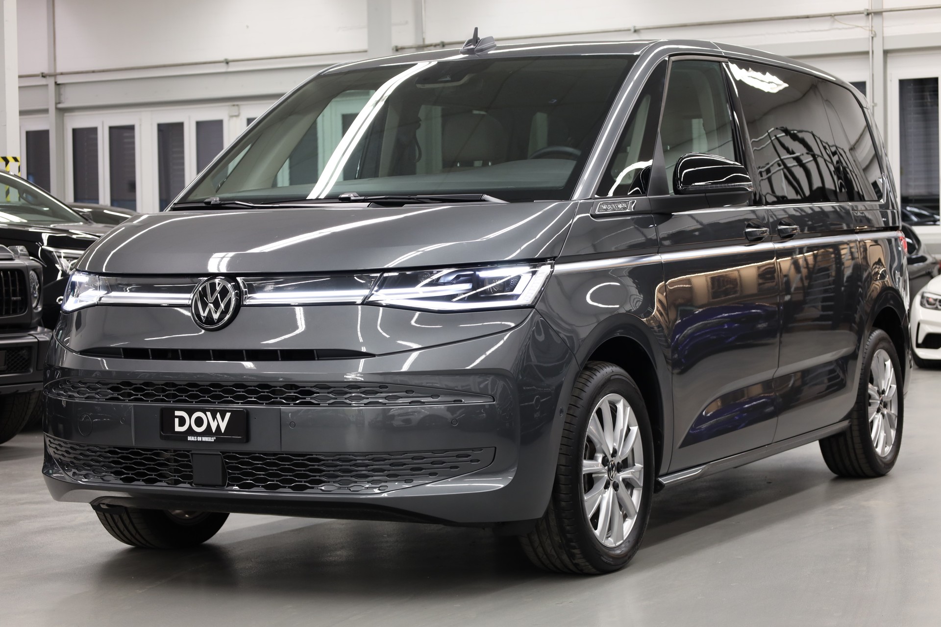 VW T7 Multivan kurz 2.0 TDI Style DSG-showroom-element-2