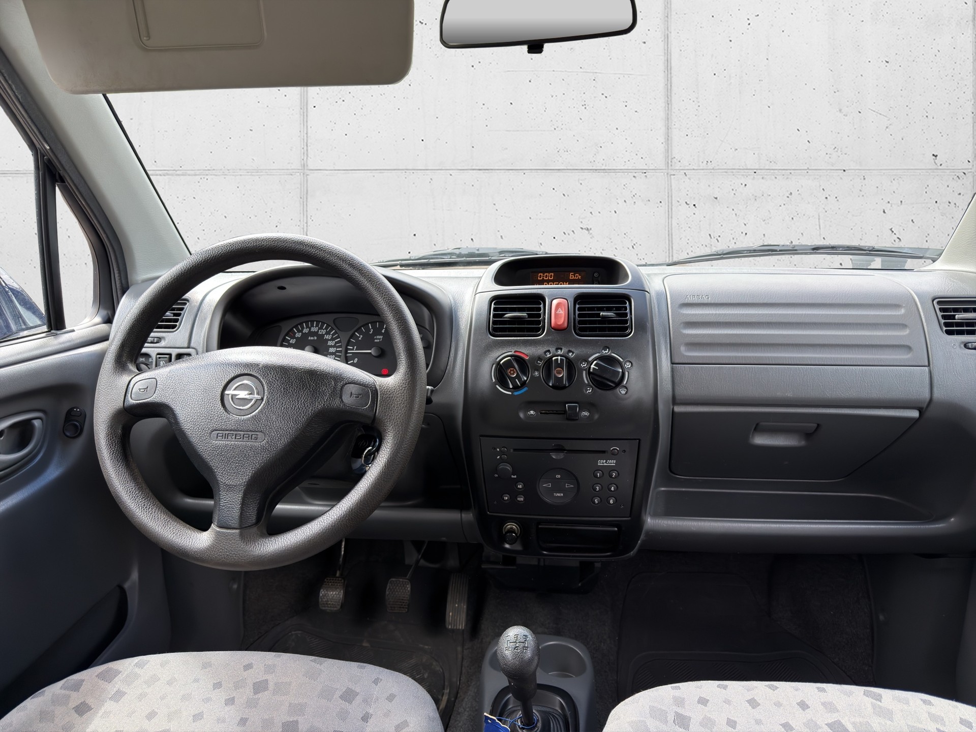 OPEL Agila 1.2 16V Comfort-image-9