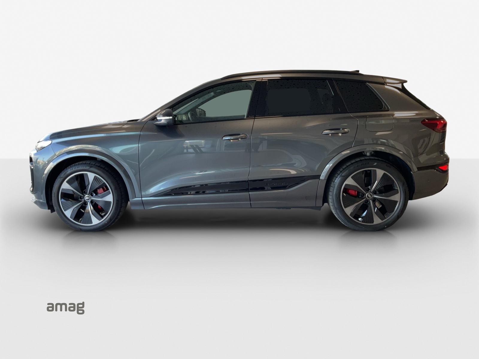 AUDI SQ6 Sportback e-tron quattro-image-1
