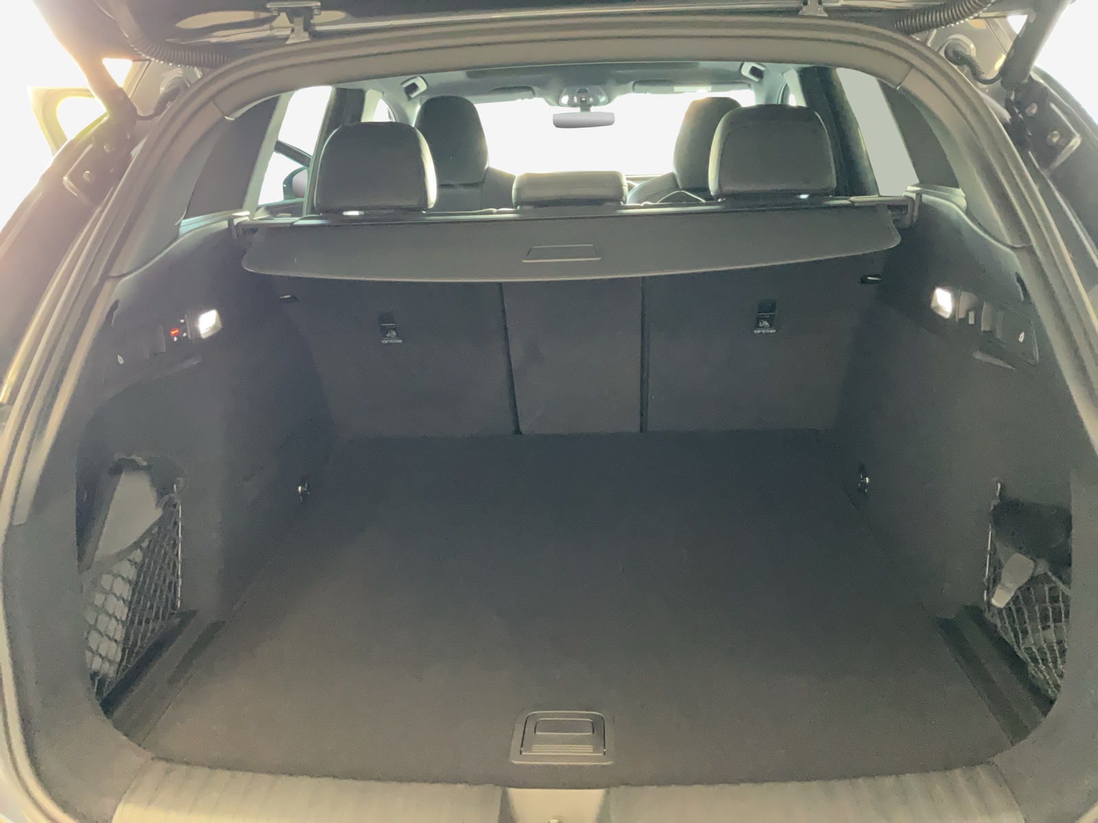 AUDI SQ6 Sportback e-tron quattro-image-12