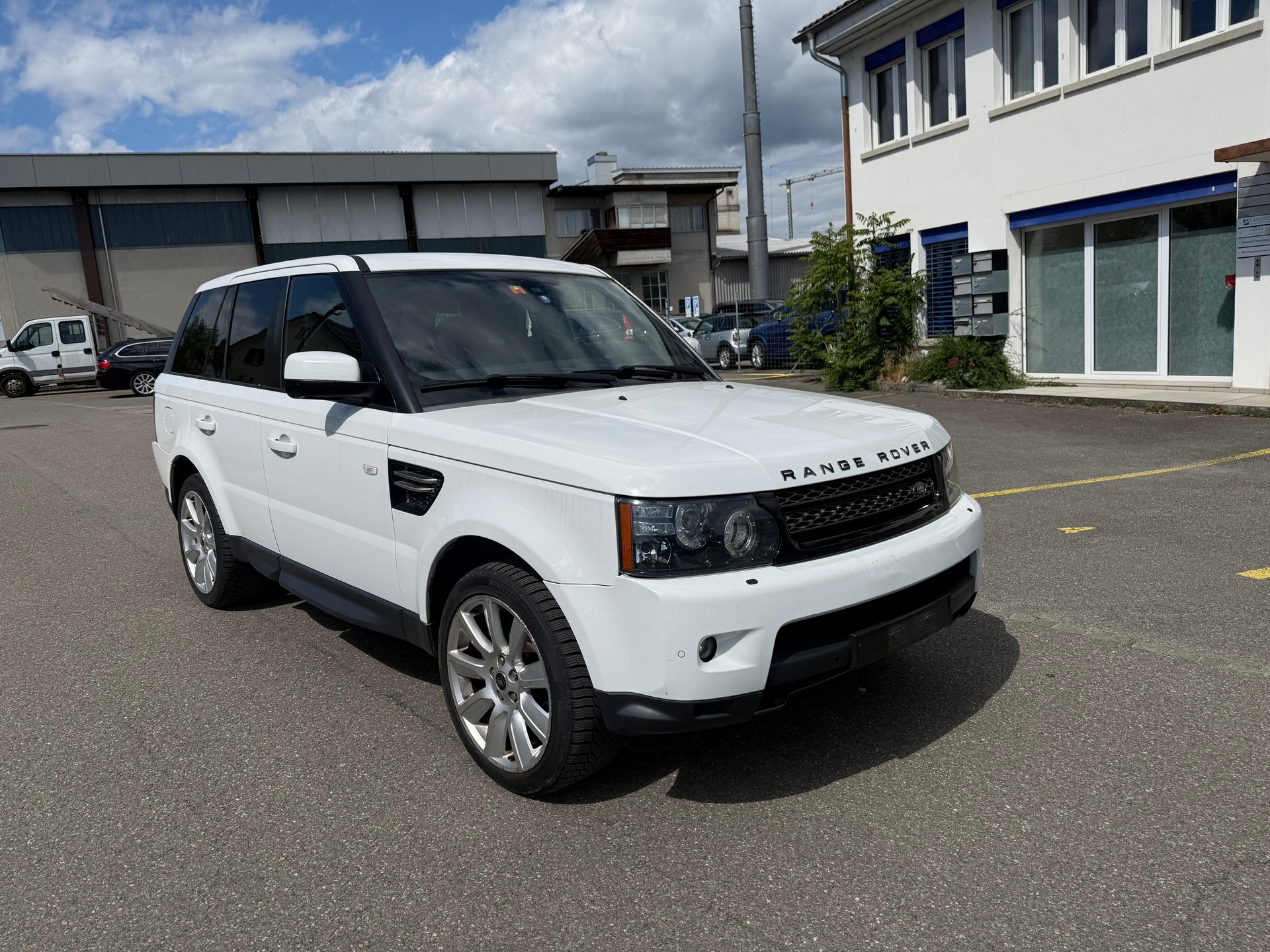 LAND ROVER Range Rover Sport 3.0 TDV6 Zermatt Automatic-image-0
