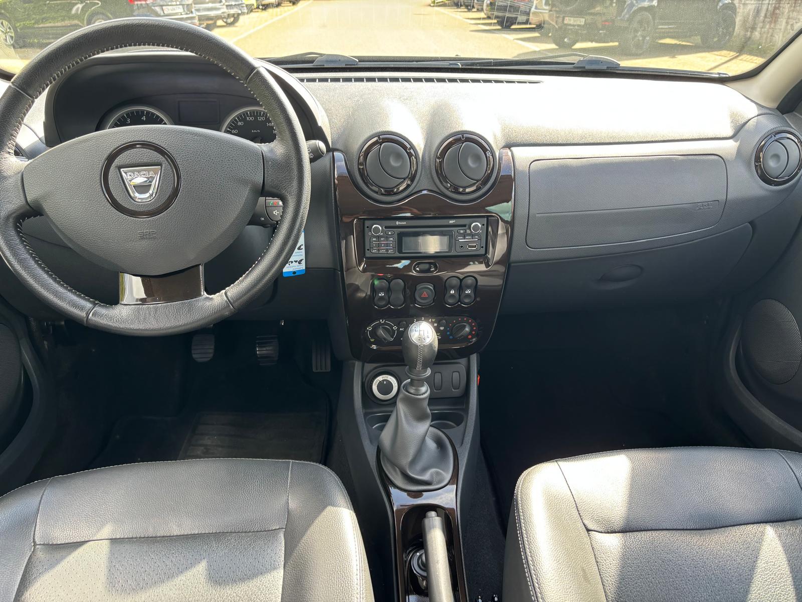 DACIA Duster 1.6 4x4-image-11