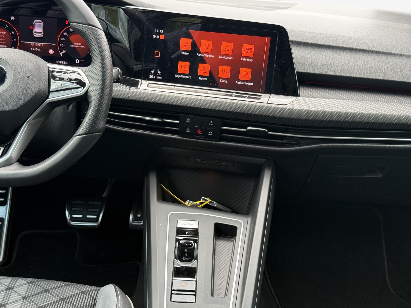 VW Golf 2.0 TSI R-Line DSG 4 Motion-image-10