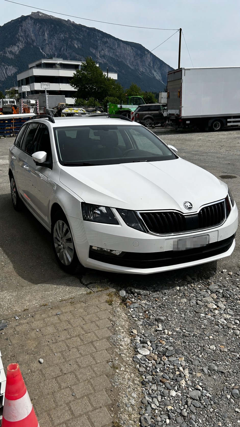 SKODA 2.0 TSI Ambition 4x4 DSG-image-0