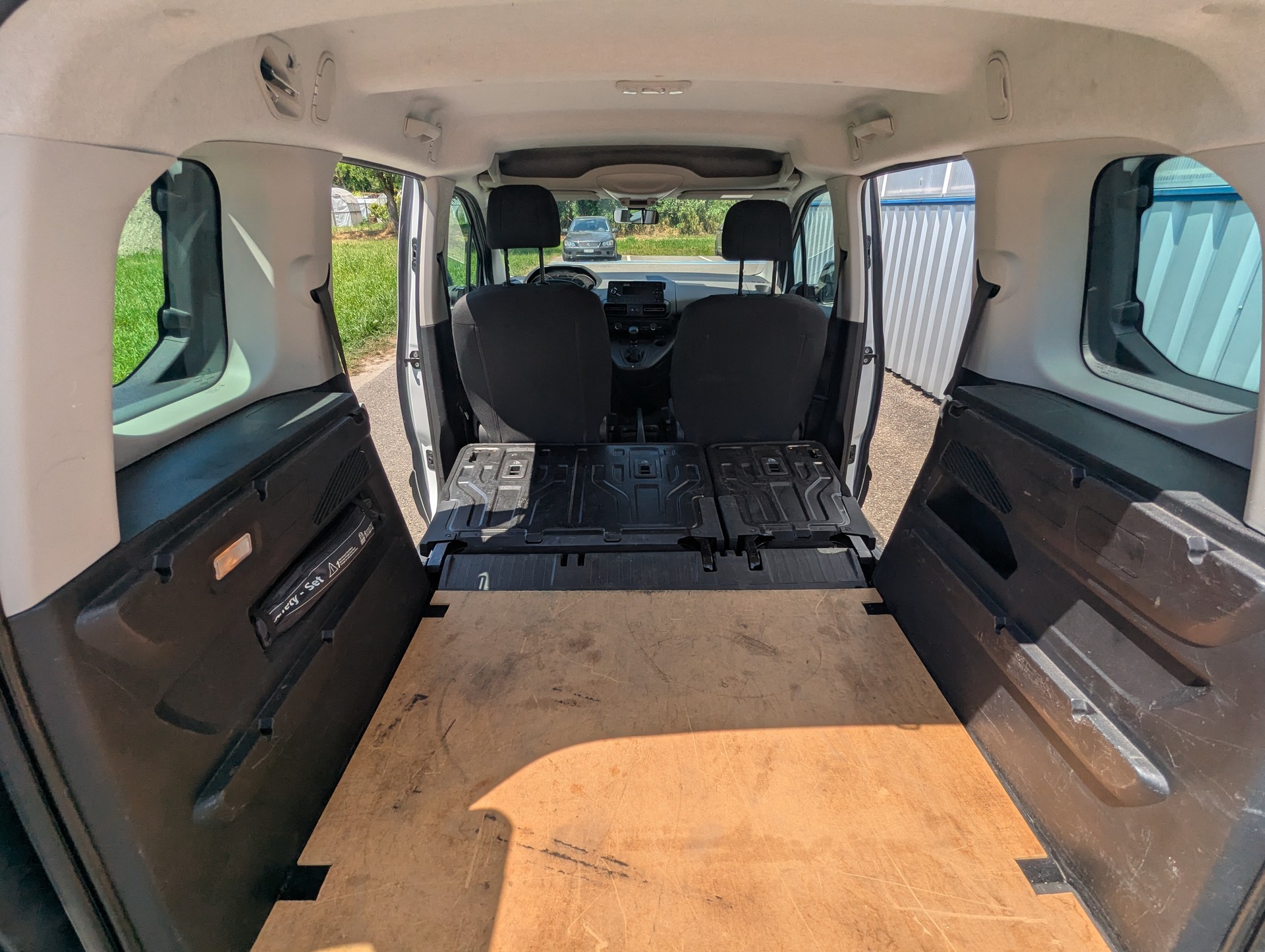 PEUGEOT Rifter 1.2 PureTech Active-image-25
