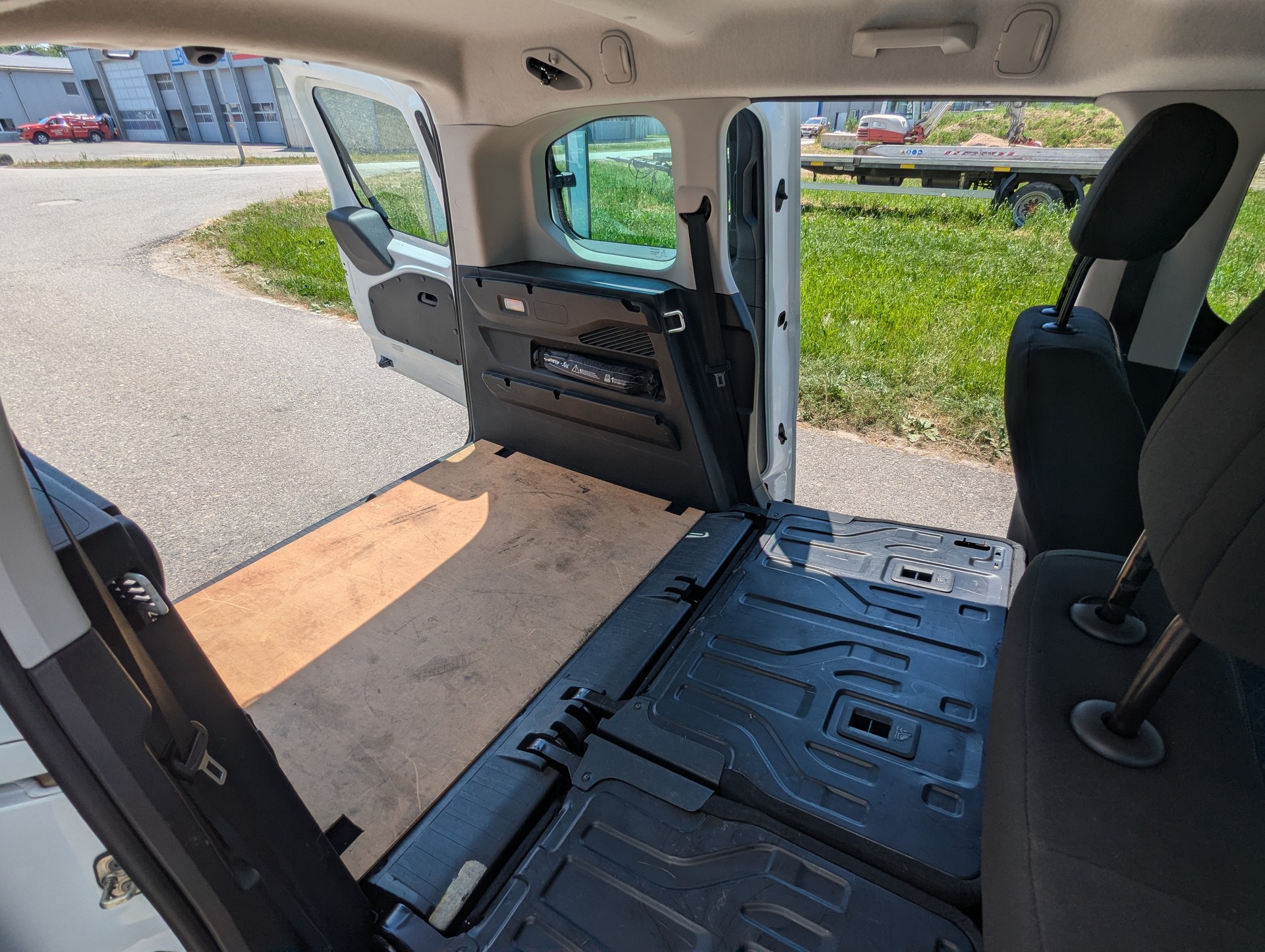 PEUGEOT Rifter 1.2 PureTech Active-image-26