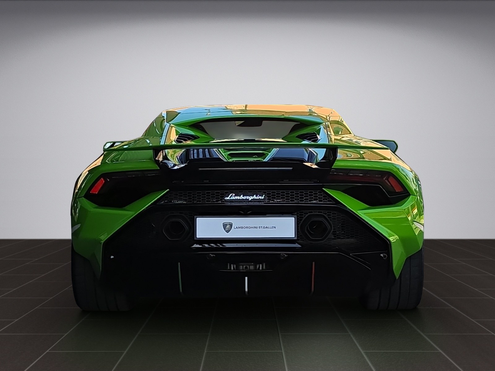 LAMBORGHINI Huracan Tecnica 24-image-3