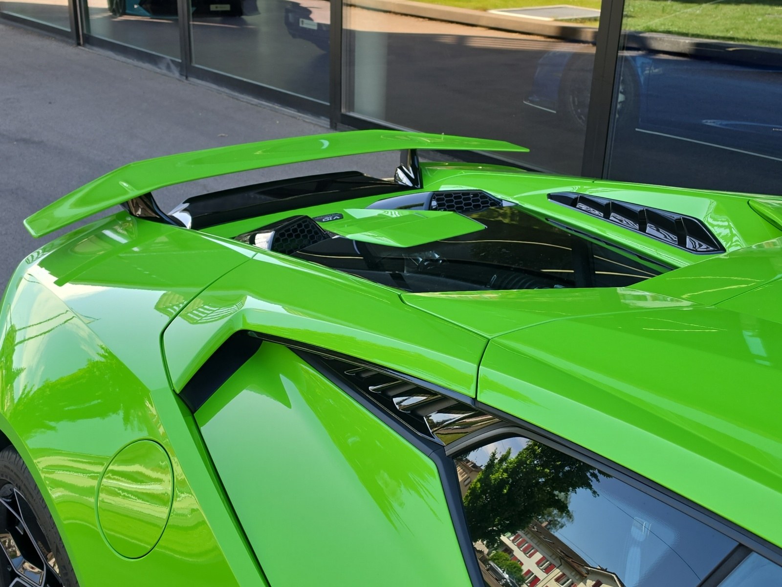 LAMBORGHINI Huracan Tecnica 24-image-13