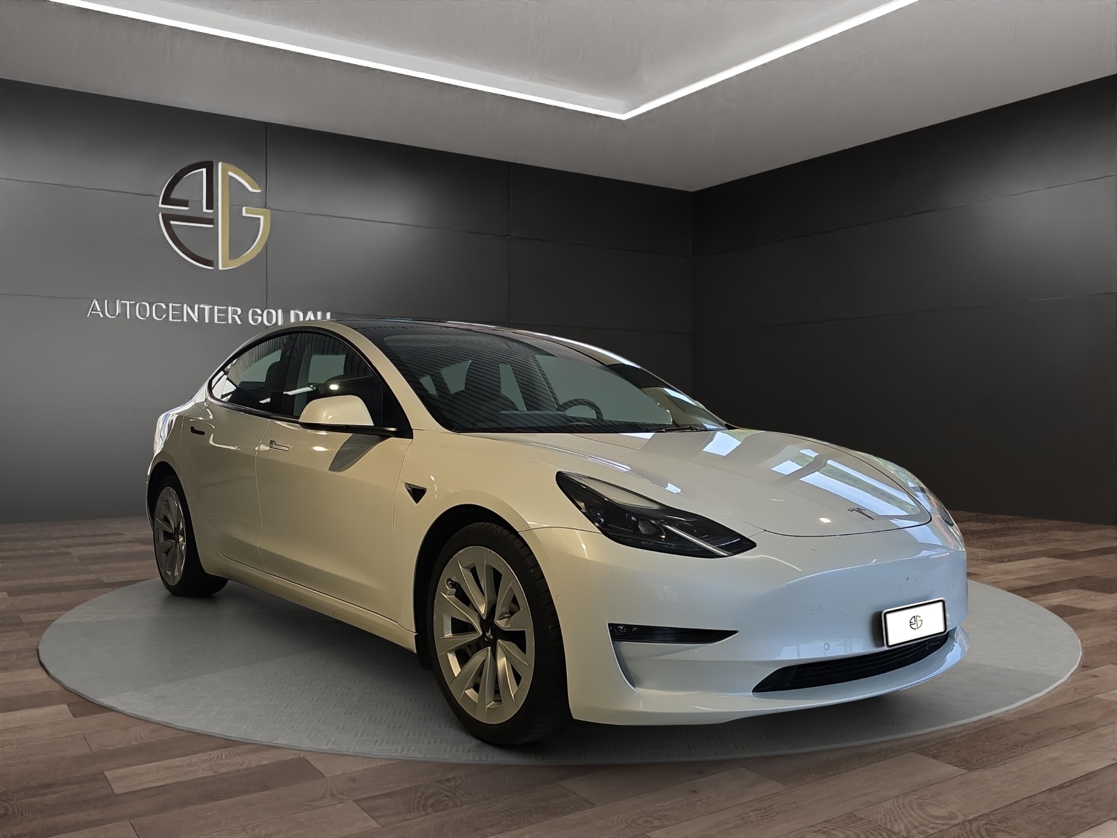 TESLA Model 3 Long Range Dual Motor AWD-image-5