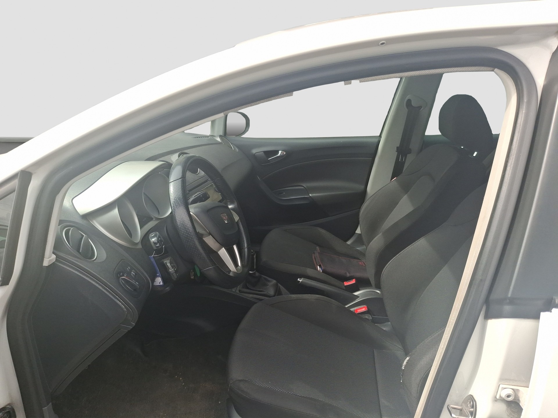SEAT Ibiza 1.6 Stylance-image-3