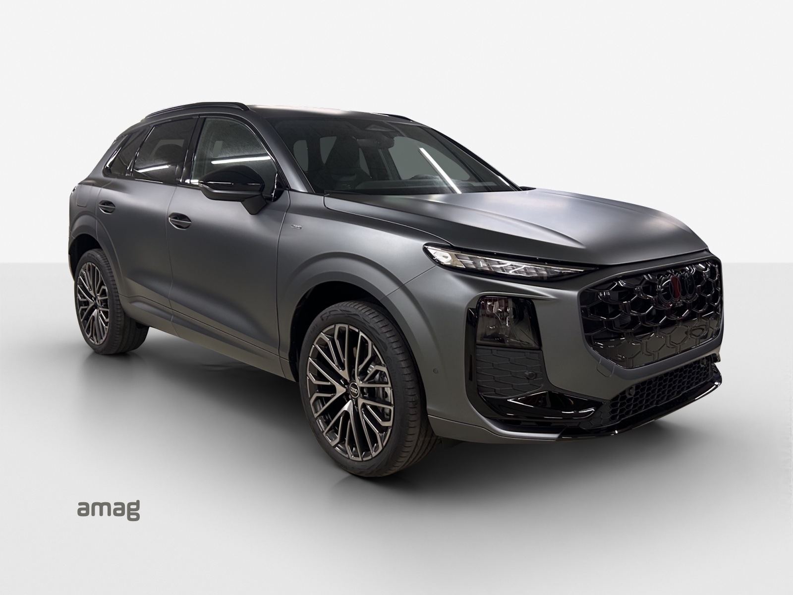 AUDI Q3 SUV e-hybrid 200 kW S tronig-image-6