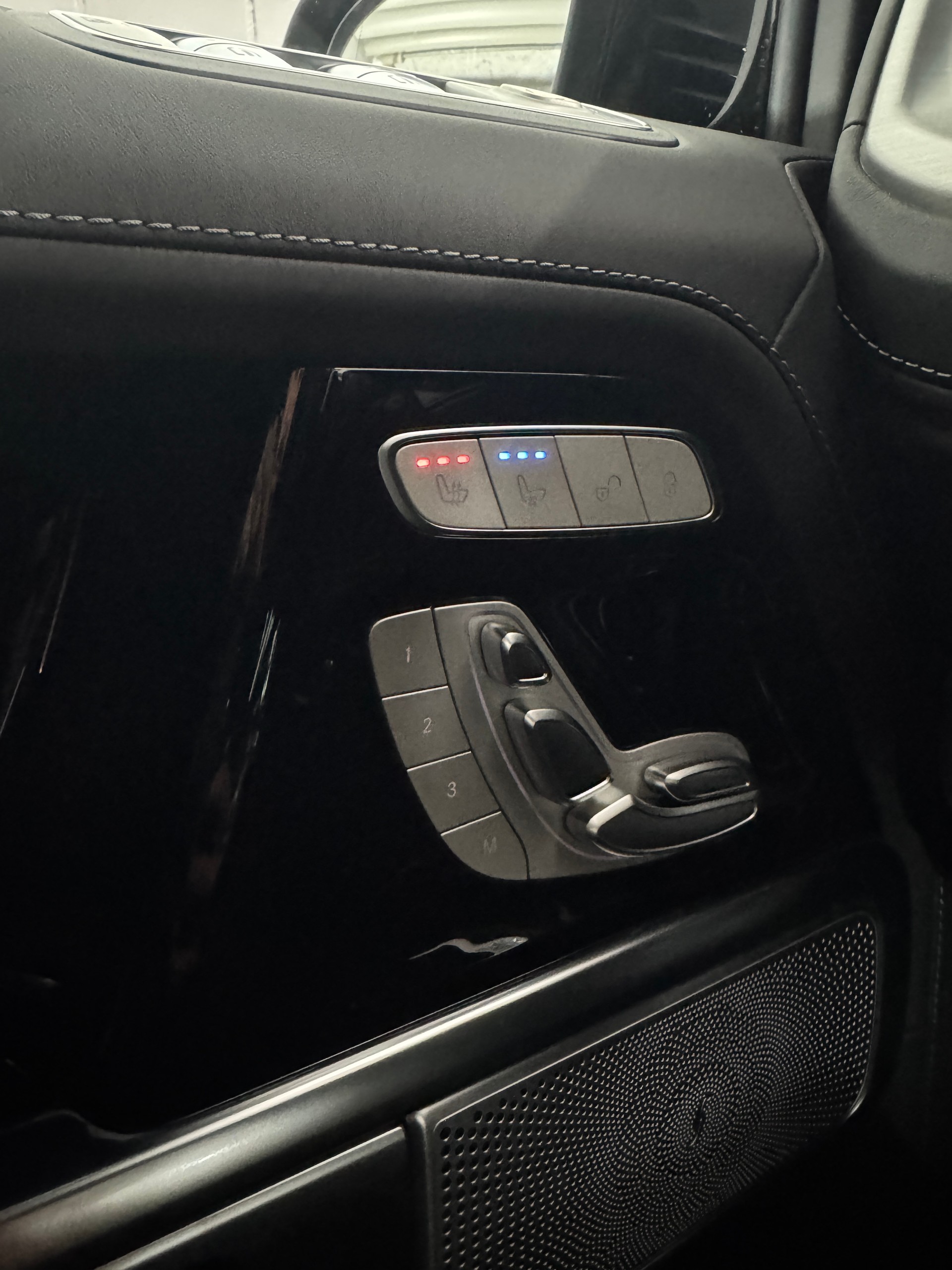 MERCEDES-BENZ G 450d-image-7