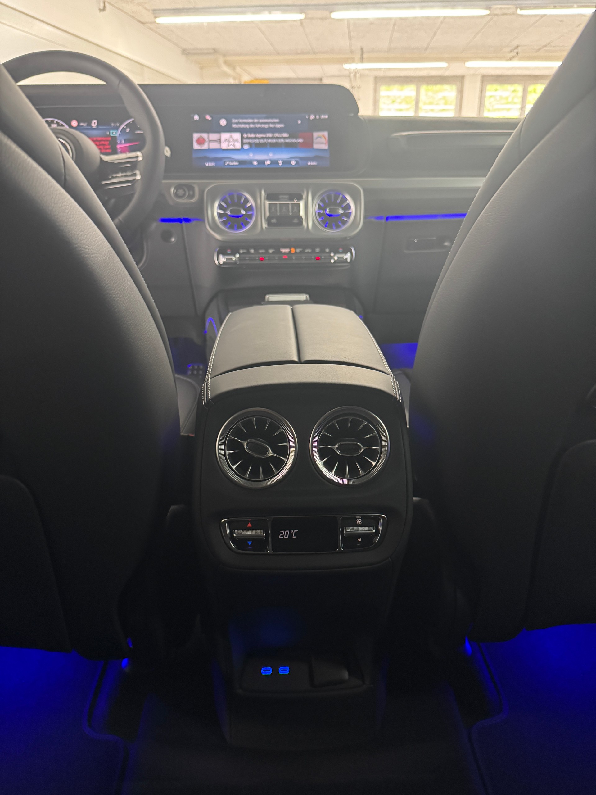 MERCEDES-BENZ G 450d-image-12