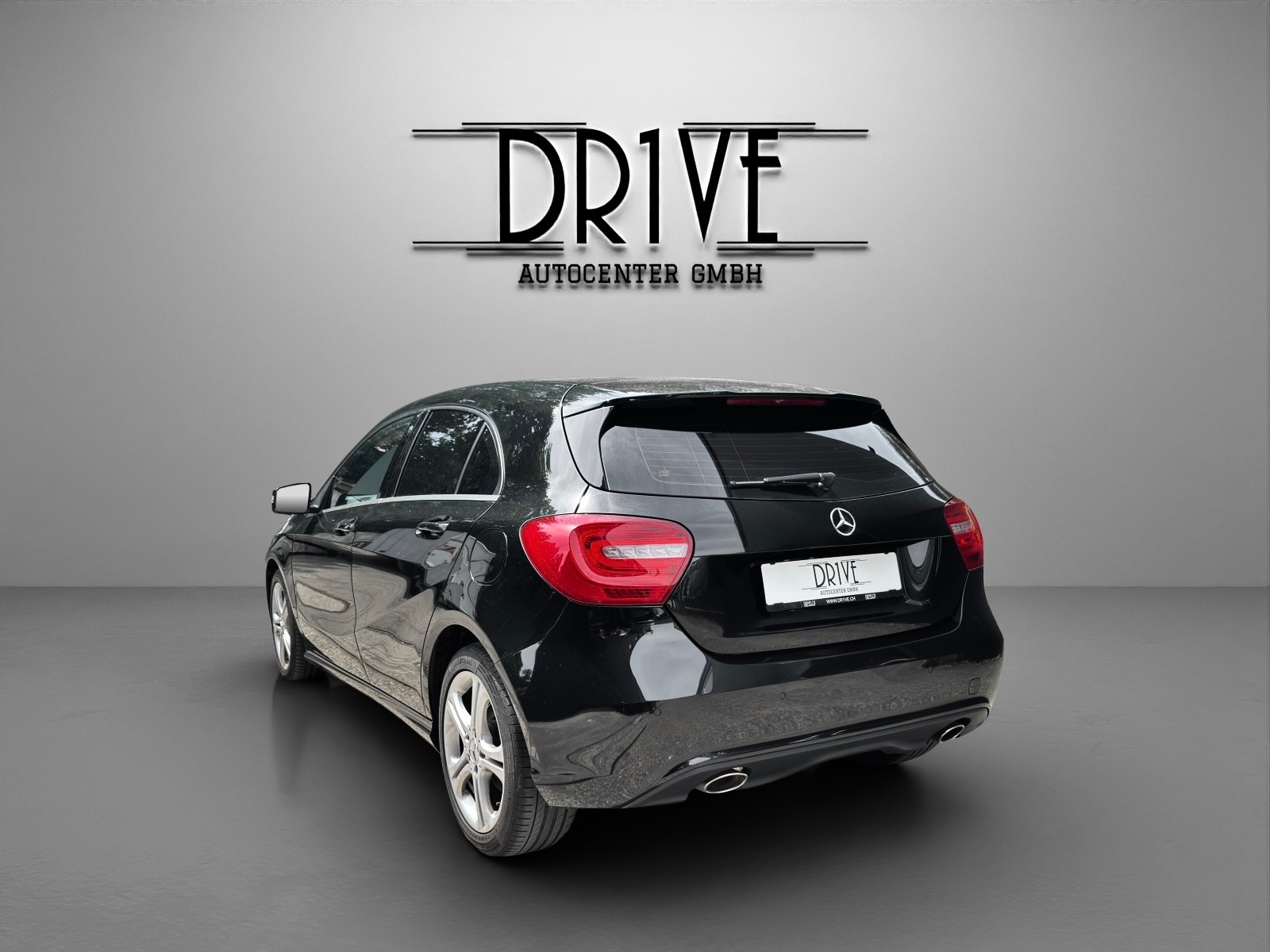 MERCEDES-BENZ A 200 Urban 7G-DCT-image-6