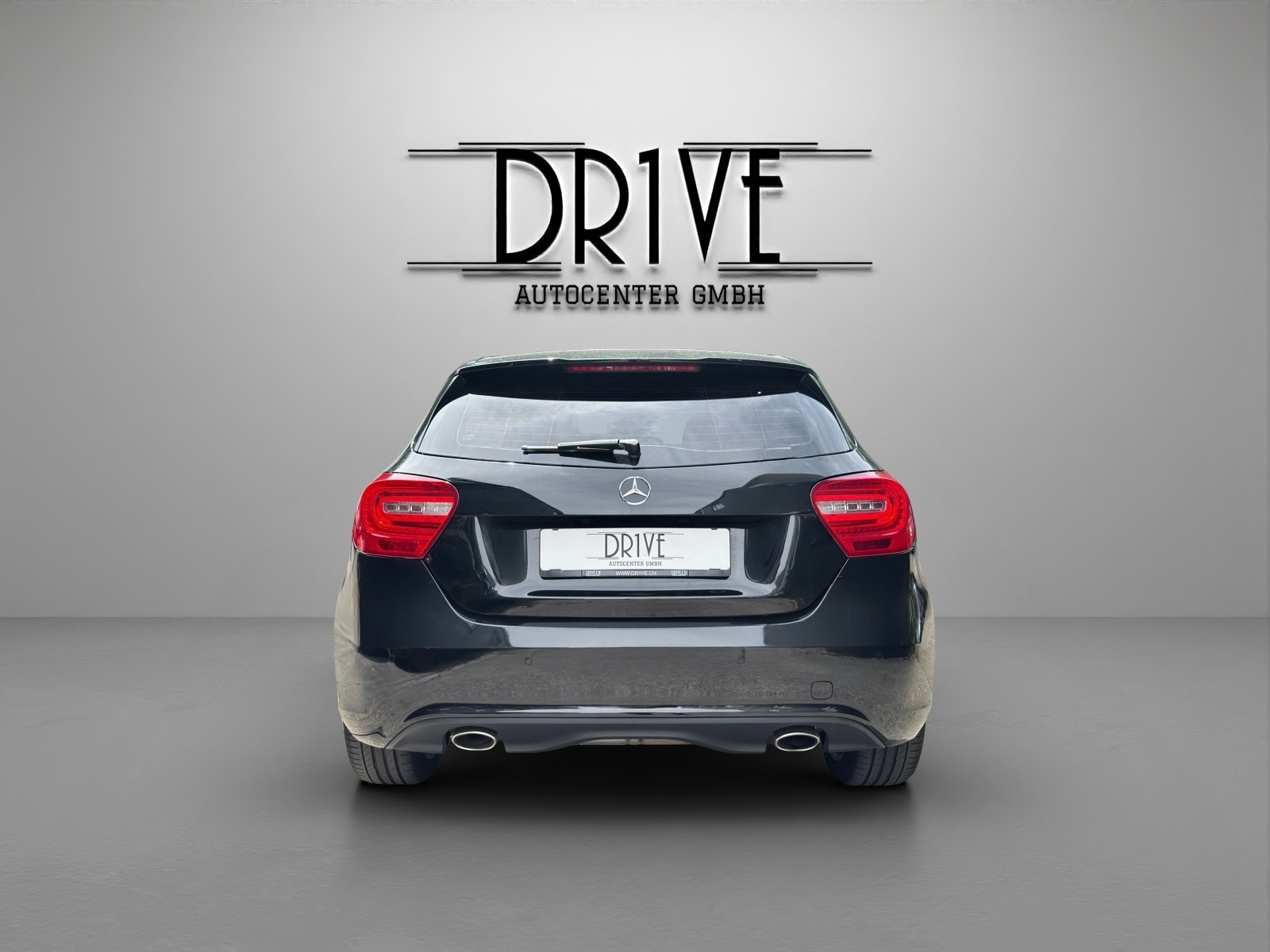 MERCEDES-BENZ A 200 Urban 7G-DCT-image-5