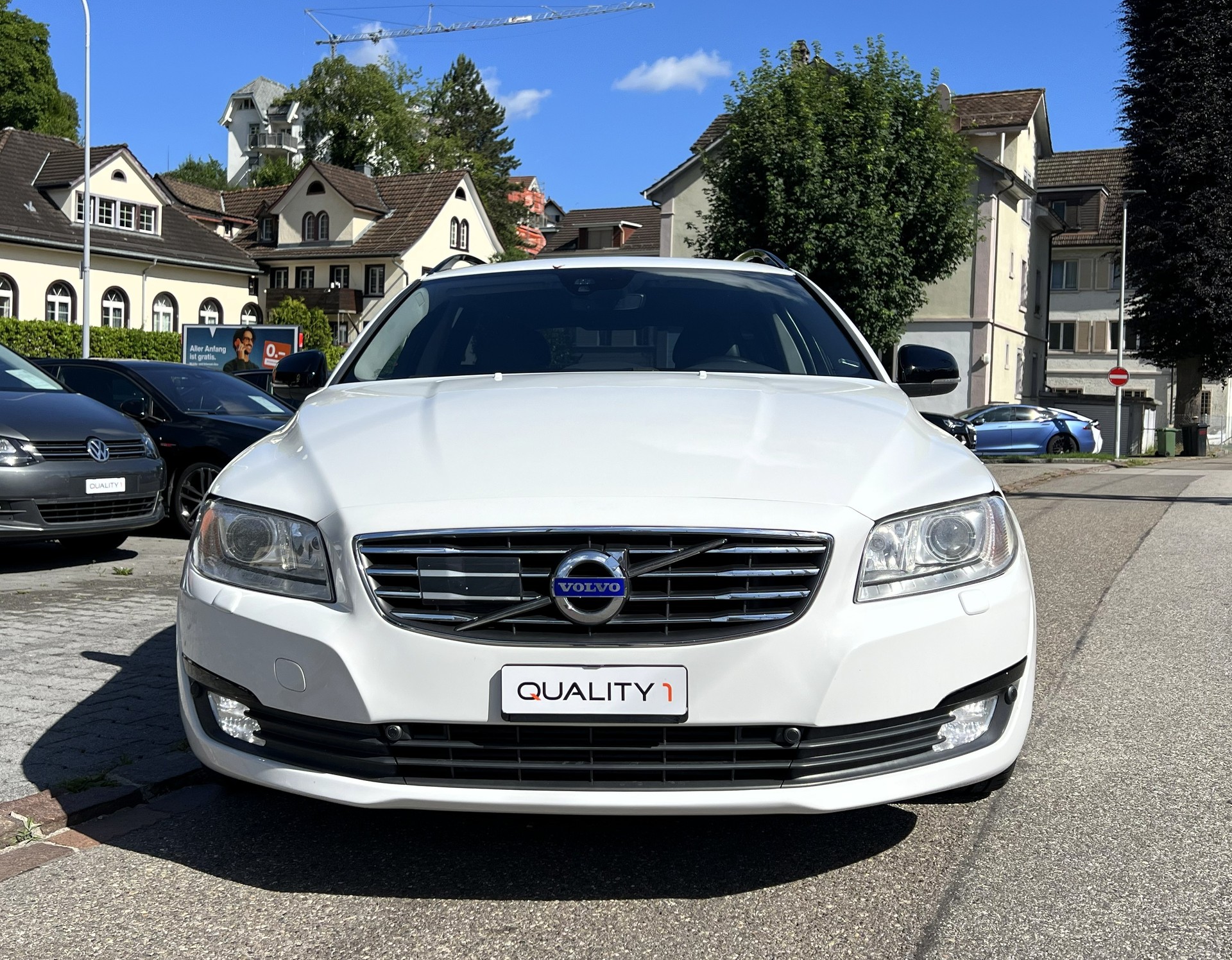 VOLVO V70 D4 AWD Momentum Dynamic Edition Geartronic-image-6