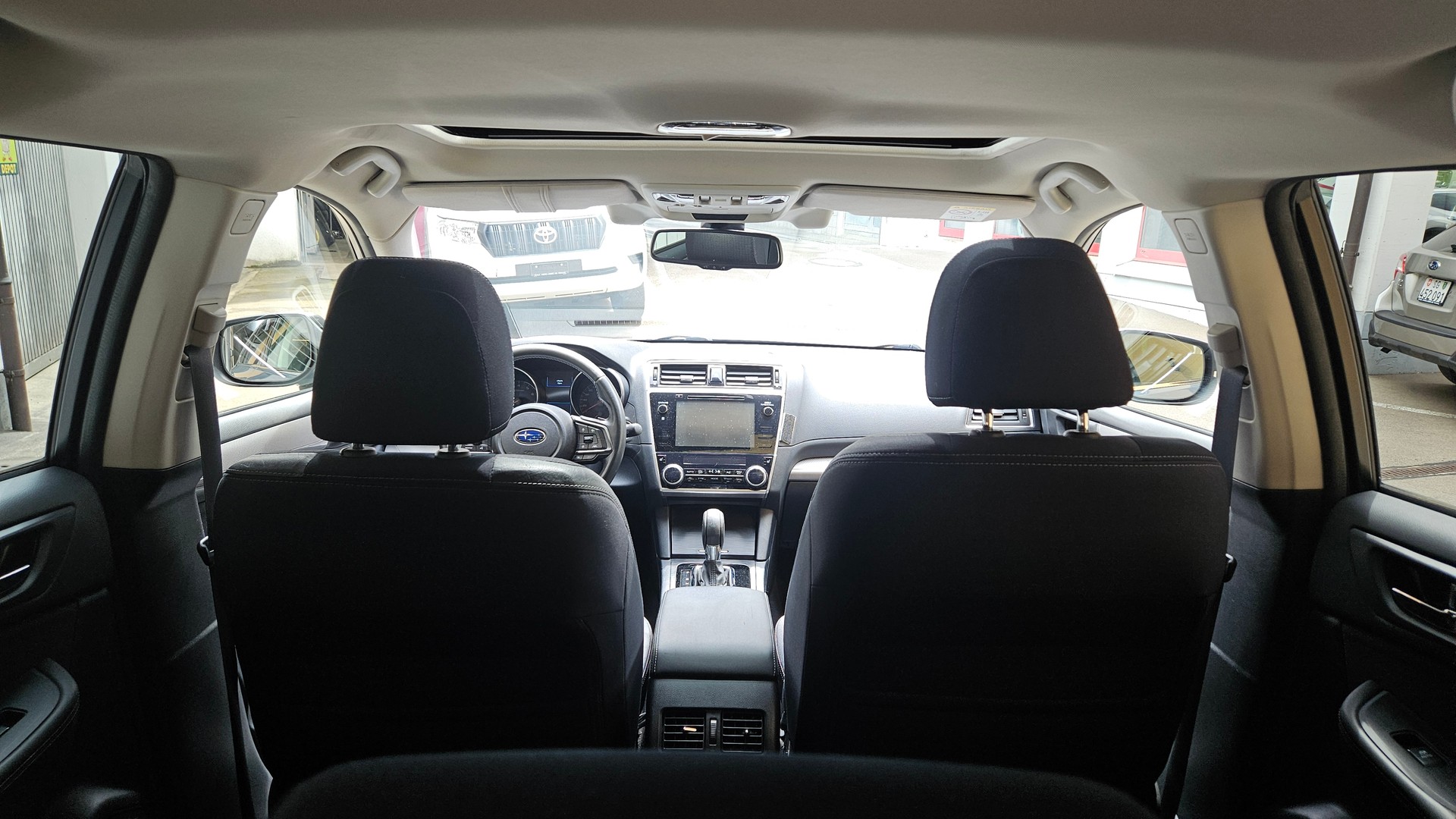 SUBARU Outback 2.5i Swiss Plus AWD Lineartronic-image-21