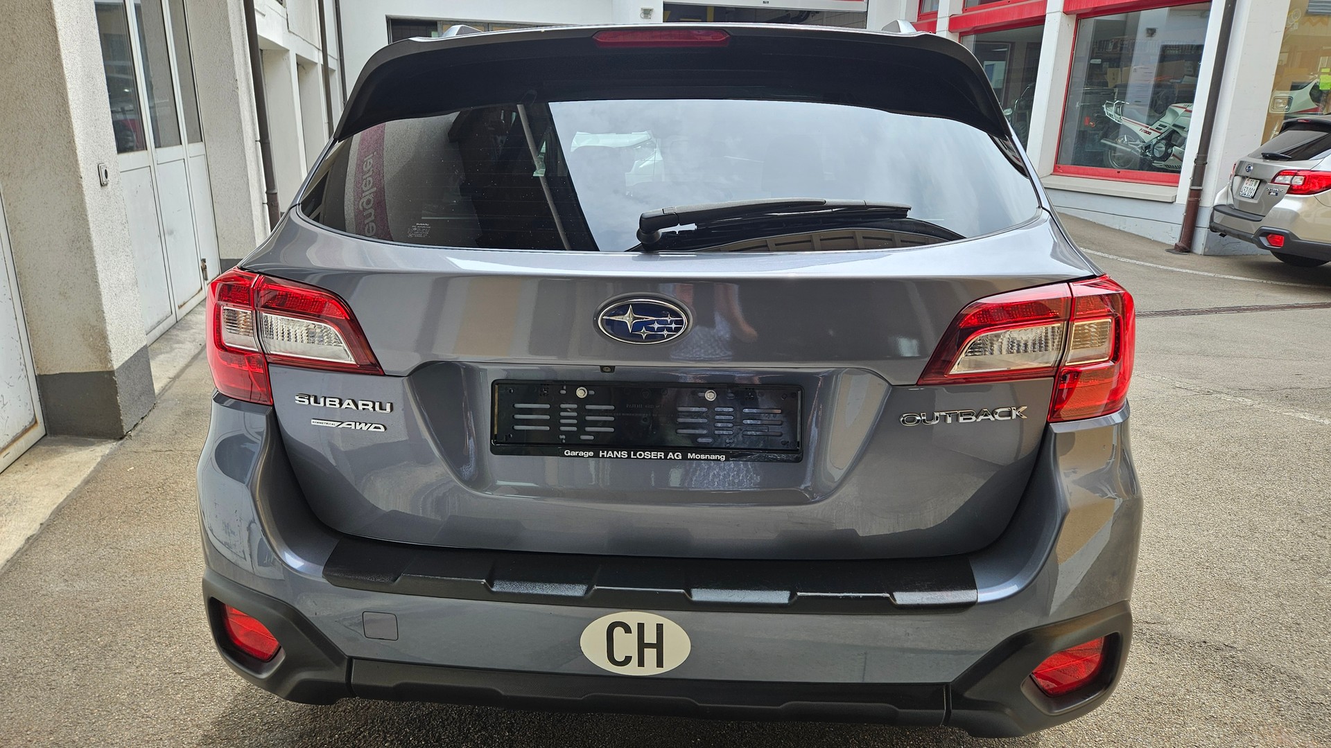 SUBARU Outback 2.5i Swiss Plus AWD Lineartronic-image-17