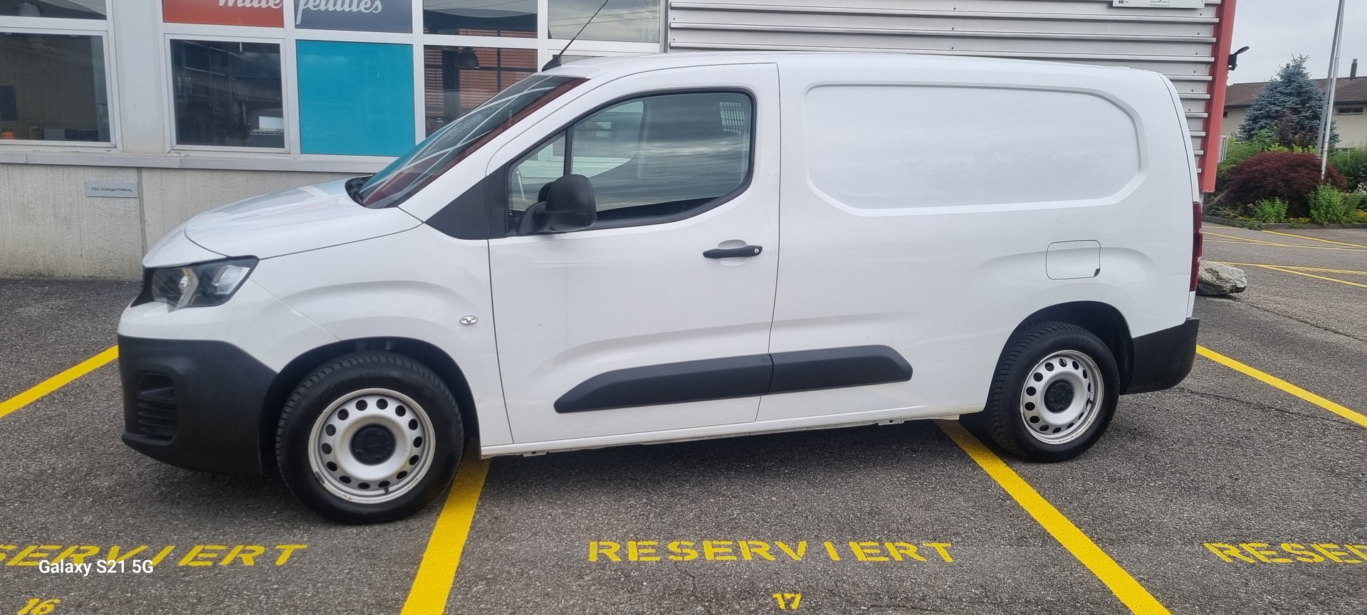 PEUGEOT Partner 1.5 Blue HDi s/s Asphalt Long 1000kg-image-1
