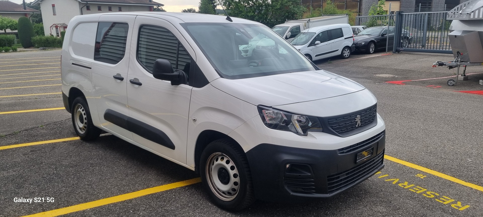 PEUGEOT Partner 1.5 Blue HDi s/s Asphalt Long 1000kg-image-7