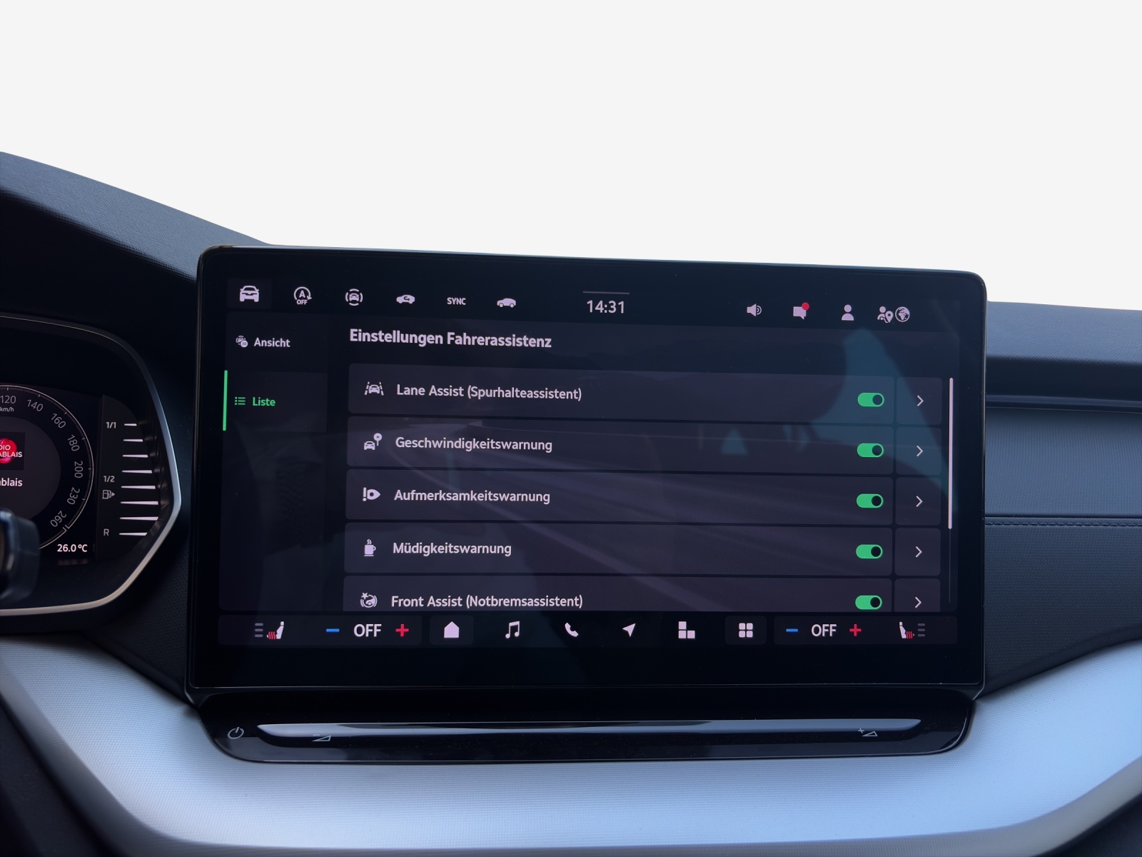 SKODA Octavia Combi 1.5 TSI mHEV DSG Dynamic-image-15